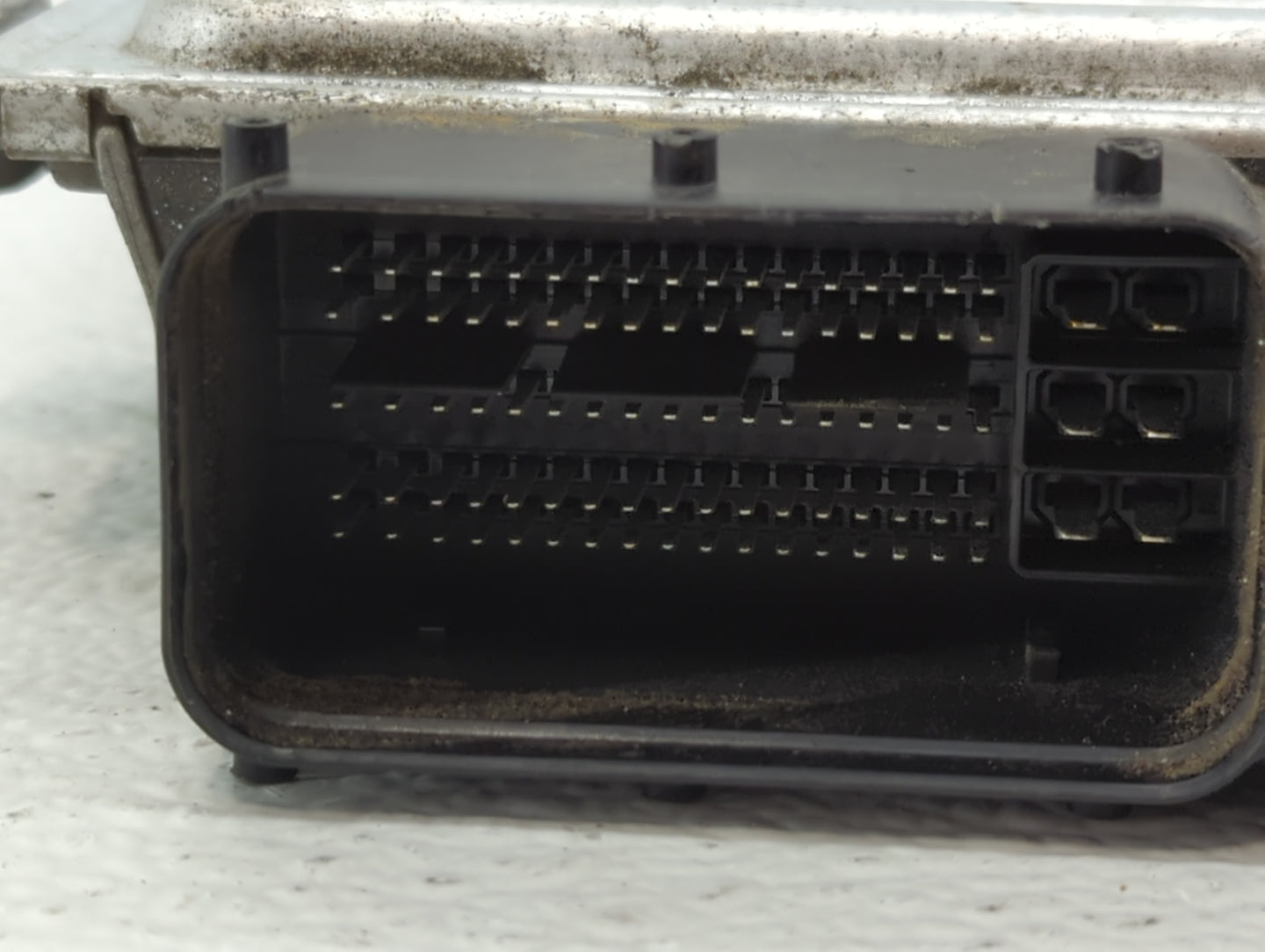 2014-2016 Hyundai Elantra PCM Engine Control Computer ECU ECM PCU OEM P/N:39103-2EML6 39102-2EML6 Fits Fits 2014 2015 2016 O