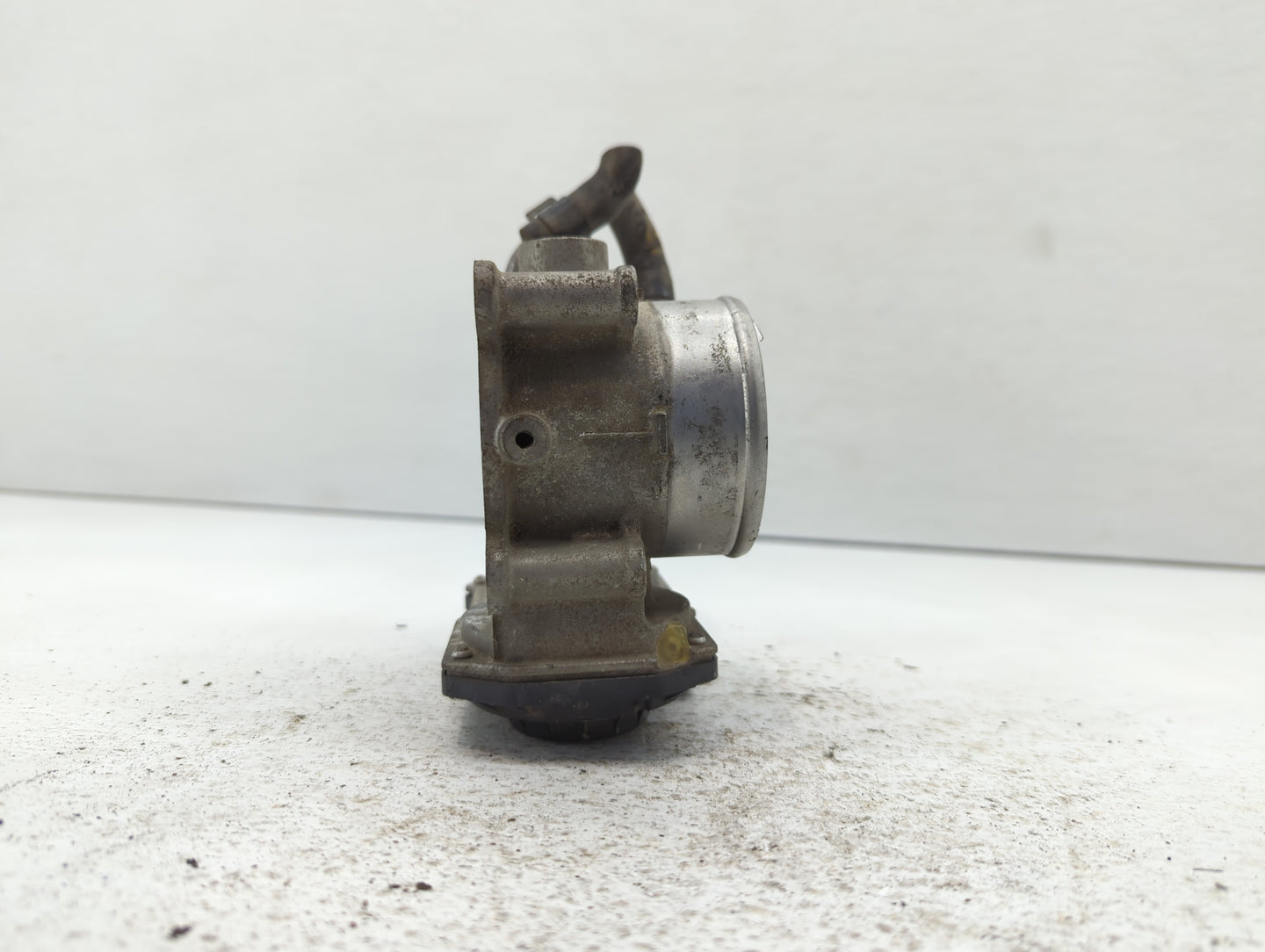 2011-2020 Hyundai Elantra Throttle Body P/N:35100-2E000 Fits Fits 2011 2012 2013 2014 2015 2016 2017 2018 2019 2020 2021 OEM