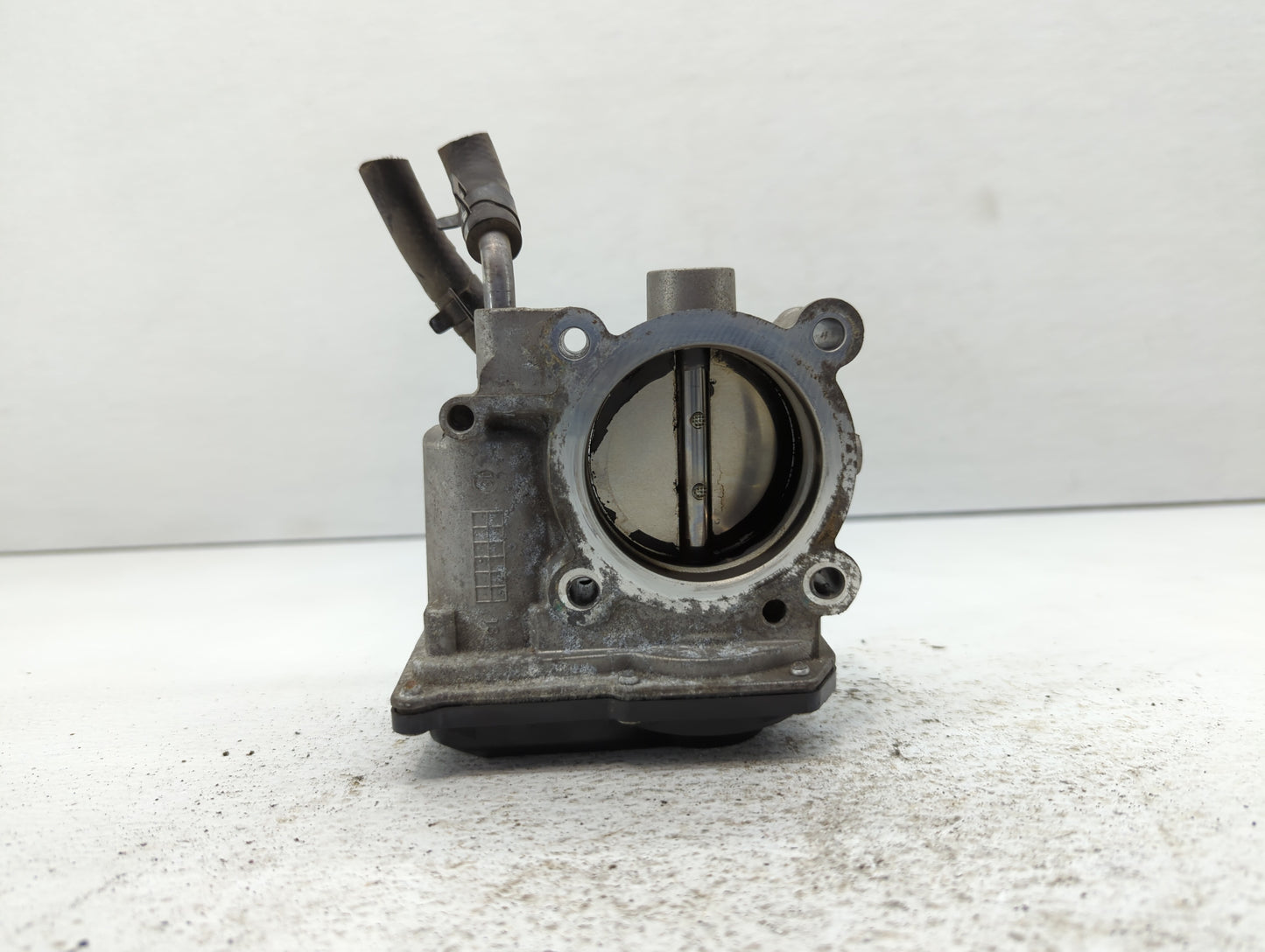 2011-2020 Hyundai Elantra Throttle Body P/N:35100-2E000 Fits Fits 2011 2012 2013 2014 2015 2016 2017 2018 2019 2020 2021 OEM