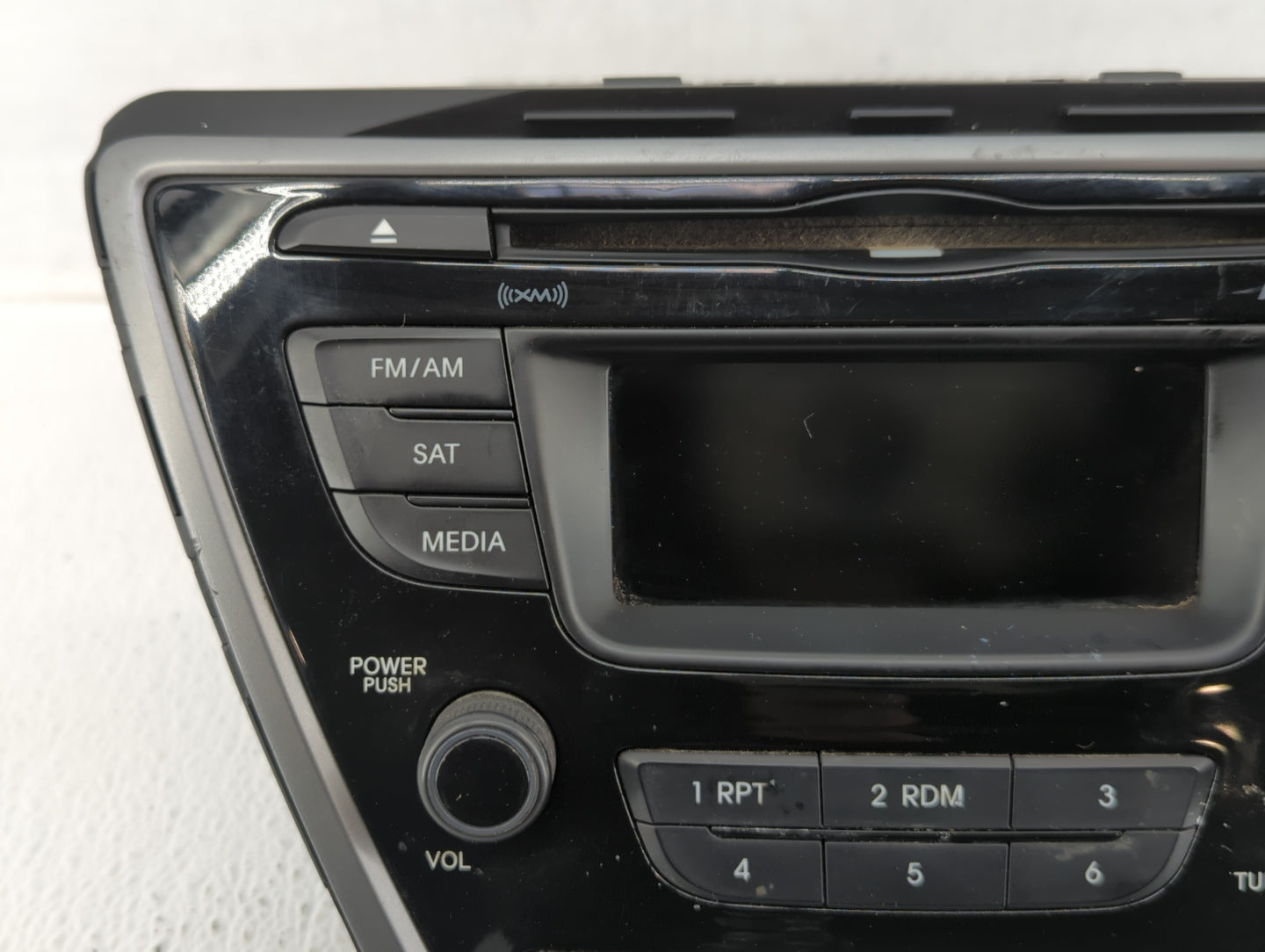 2014-2016 Hyundai Elantra Radio AM FM Cd Player Receiver Replacement P/N:96170-3X156GU Fits Fits 2014 2015 2016 OEM Used Aut