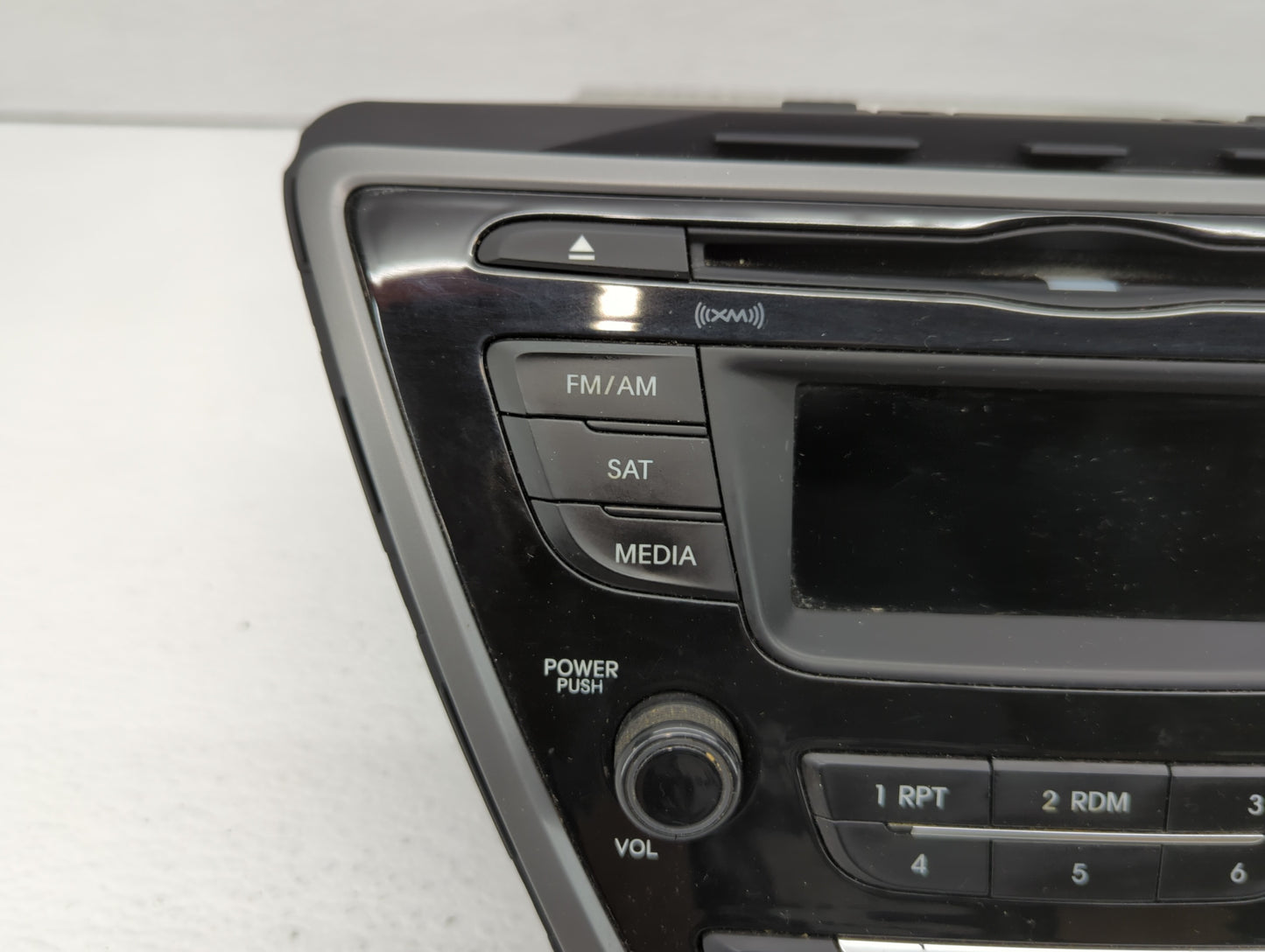 2014-2016 Hyundai Elantra Radio AM FM Cd Player Receiver Replacement P/N:96170-3X156GU Fits Fits 2014 2015 2016 OEM Used Aut