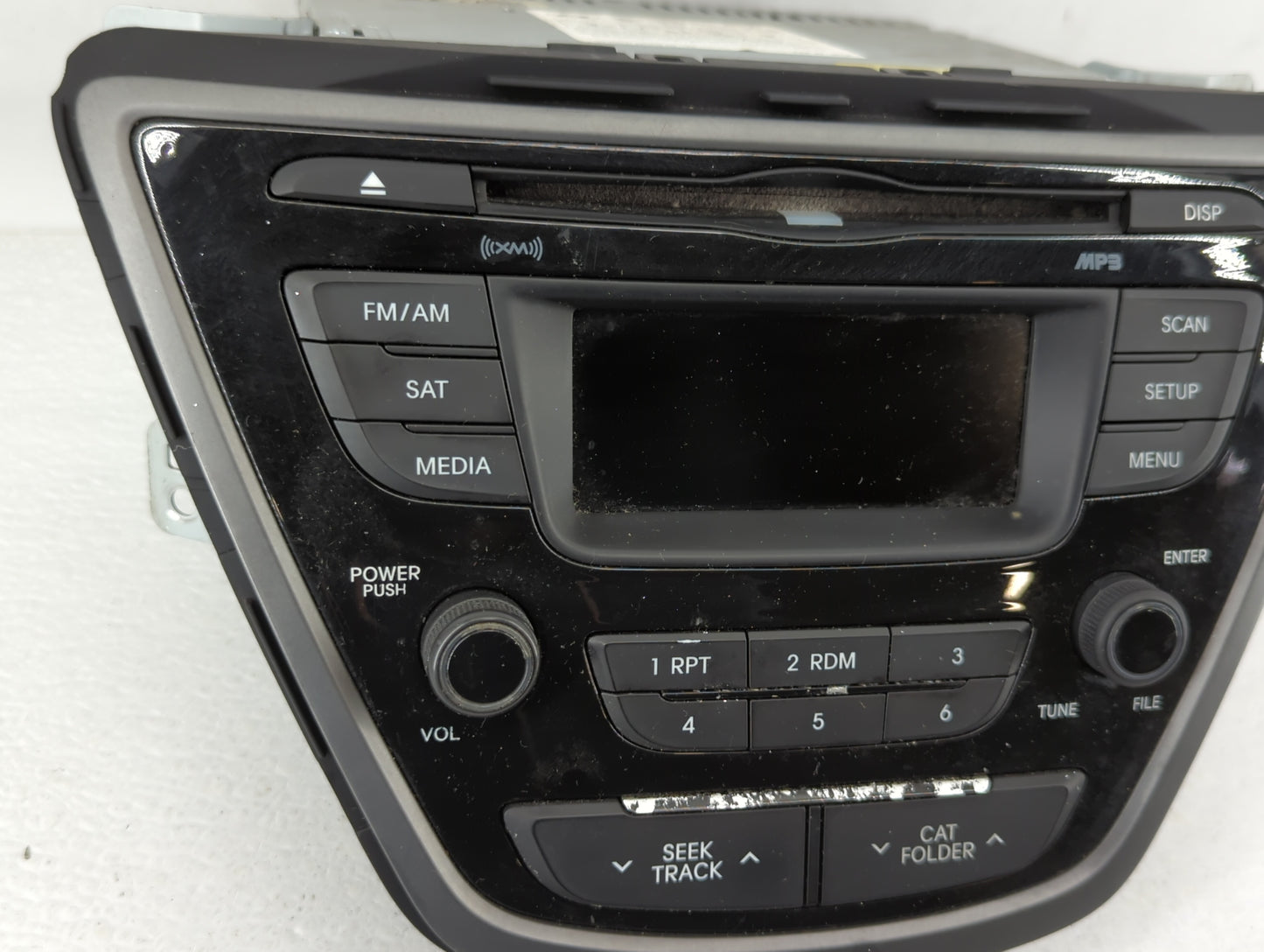 2014-2016 Hyundai Elantra Am Fm Cd Player Radio Receiver - Oemusedautoparts1.com