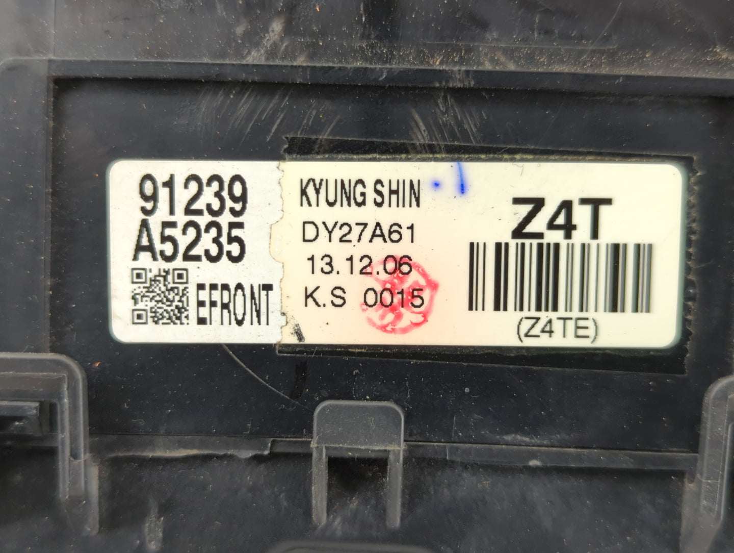 2014-2015 Hyundai Elantra Fusebox Fuse Box Panel Relay Module P/N:91239 A5235 Fits Fits 2014 2015 OEM Used Auto Parts - Oemu