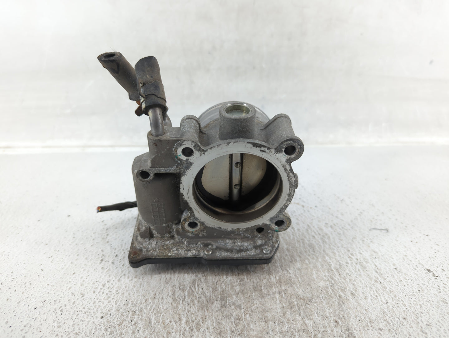 2011-2020 Hyundai Elantra Throttle Body P/N:35100-2E000 Fits Fits 2011 2012 2013 2014 2015 2016 2017 2018 2019 2020 2021 OEM
