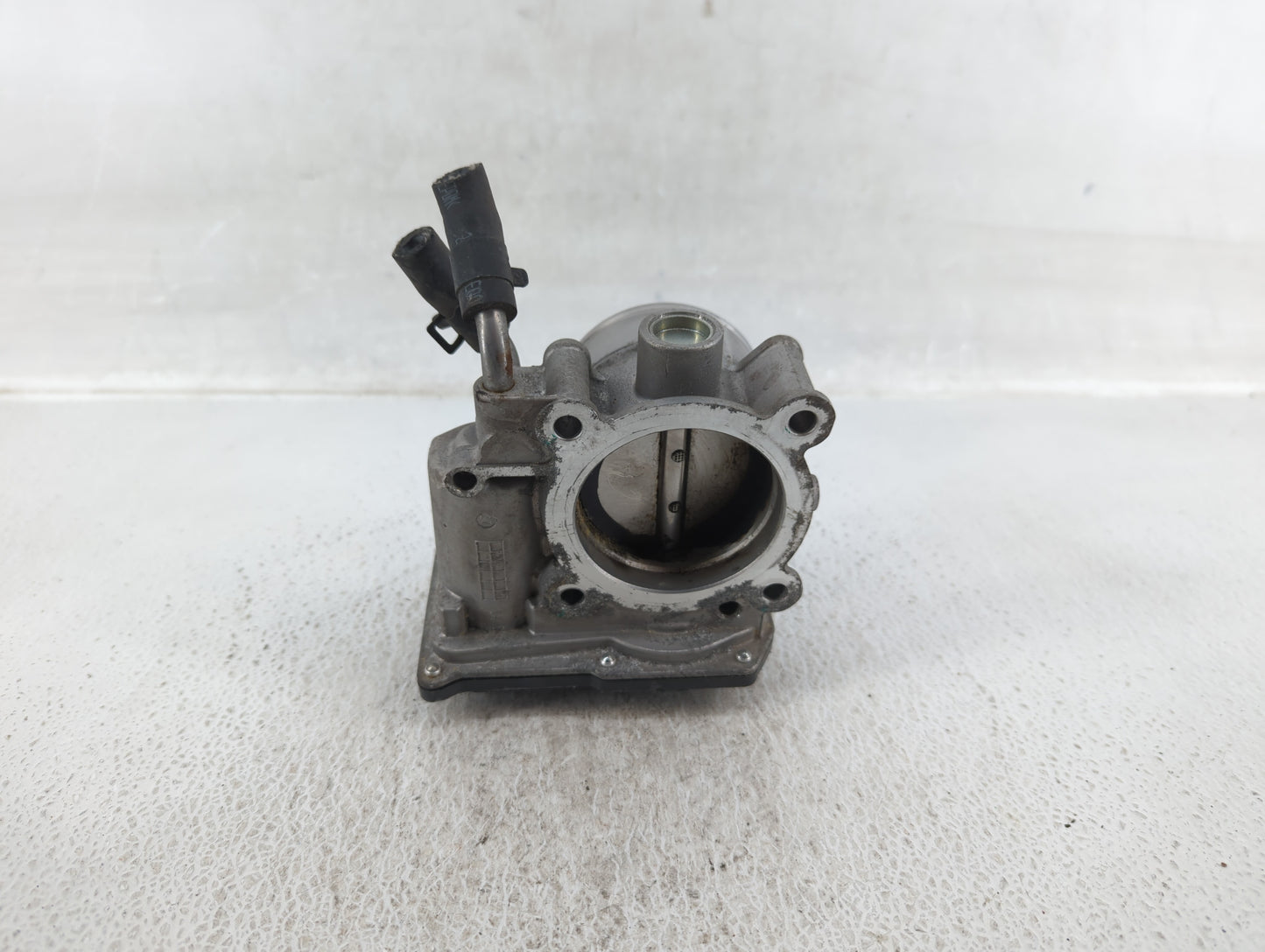 2011-2020 Hyundai Elantra Throttle Body P/N:35100-2E000 Fits Fits 2011 2012 2013 2014 2015 2016 2017 2018 2019 2020 2021 OEM