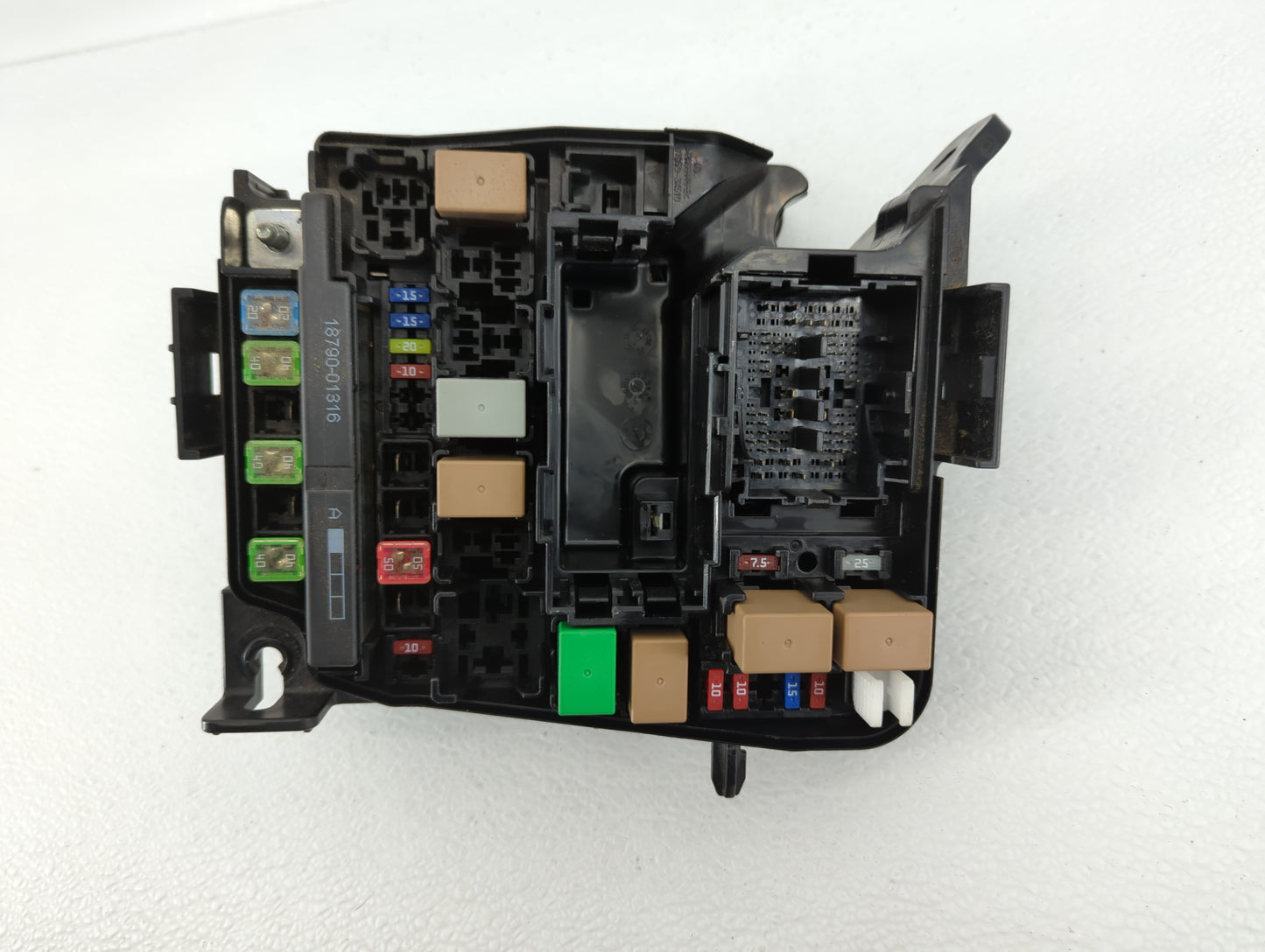 2014-2015 Hyundai Elantra Fusebox Fuse Box Panel Relay Module P/N:91239-A5245 Fits Fits 2014 2015 OEM Used Auto Parts - Oemu