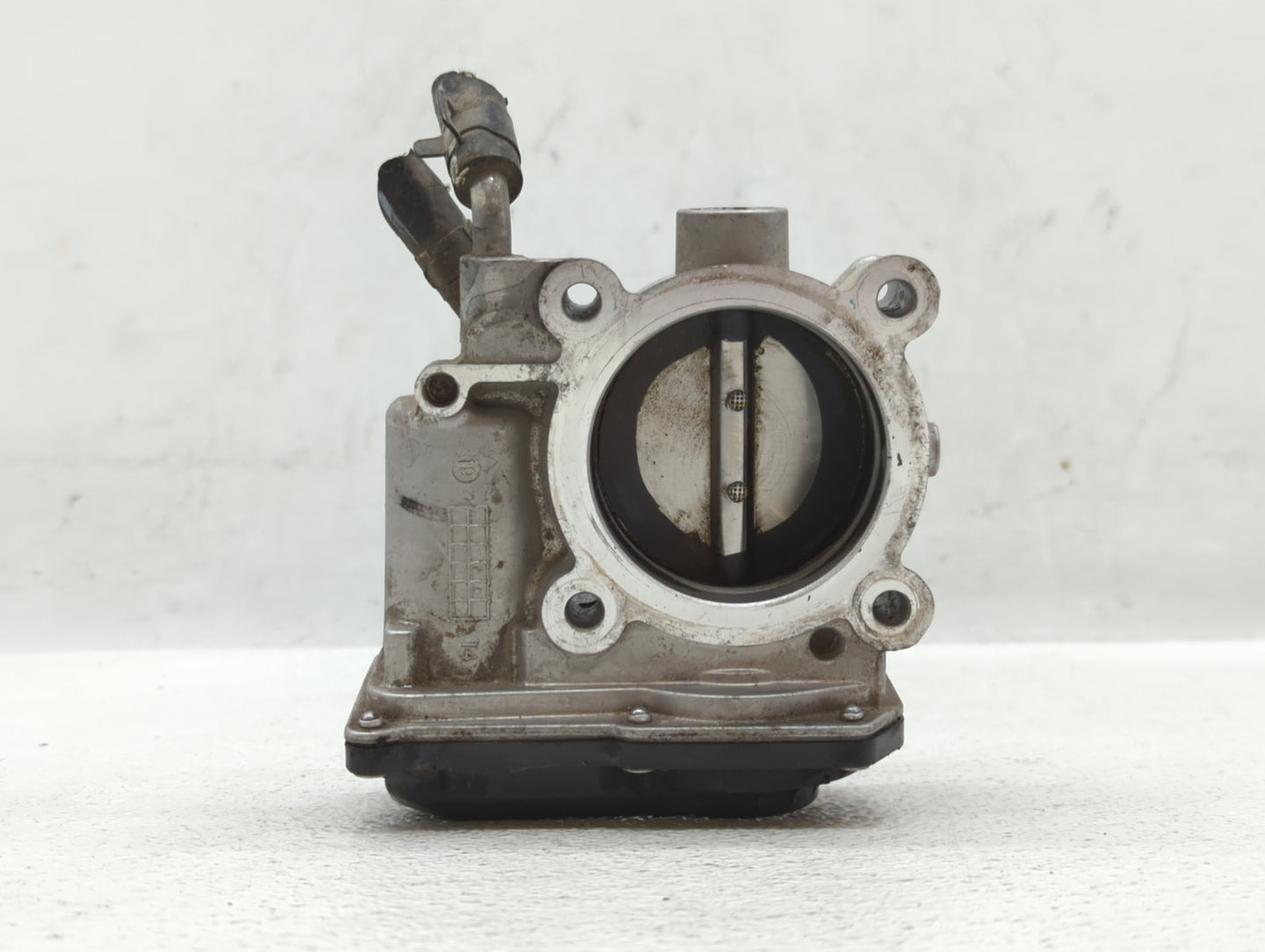 2011-2020 Hyundai Elantra Throttle Body P/N:35100-2E000 Fits Fits 2011 2012 2013 2014 2015 2016 2017 2018 2019 2020 2021 OEM