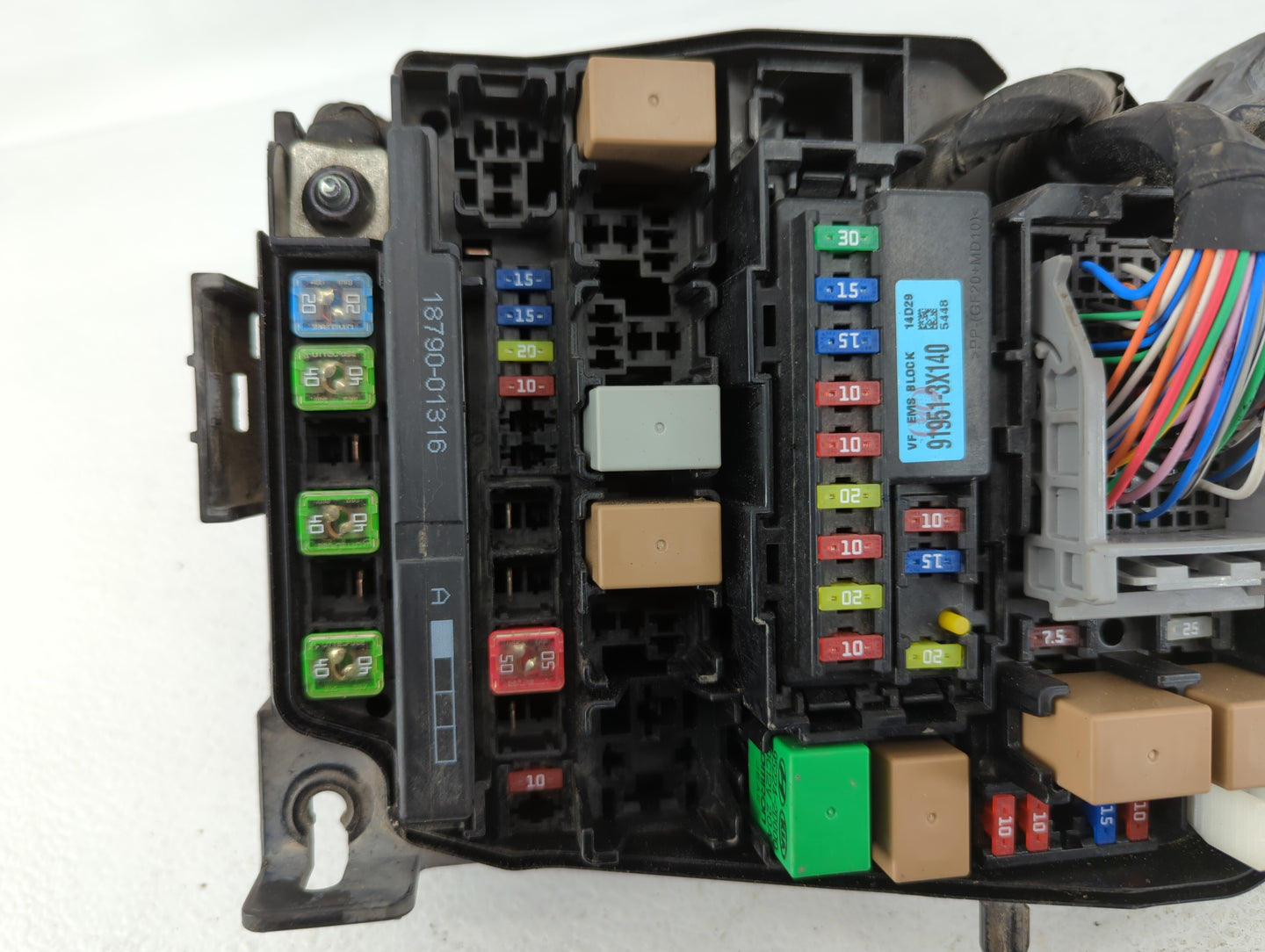 2014-2015 Hyundai Elantra Fusebox Fuse Box Panel Relay Module P/N:91239-A5245 Fits Fits 2014 2015 OEM Used Auto Parts - Oemu