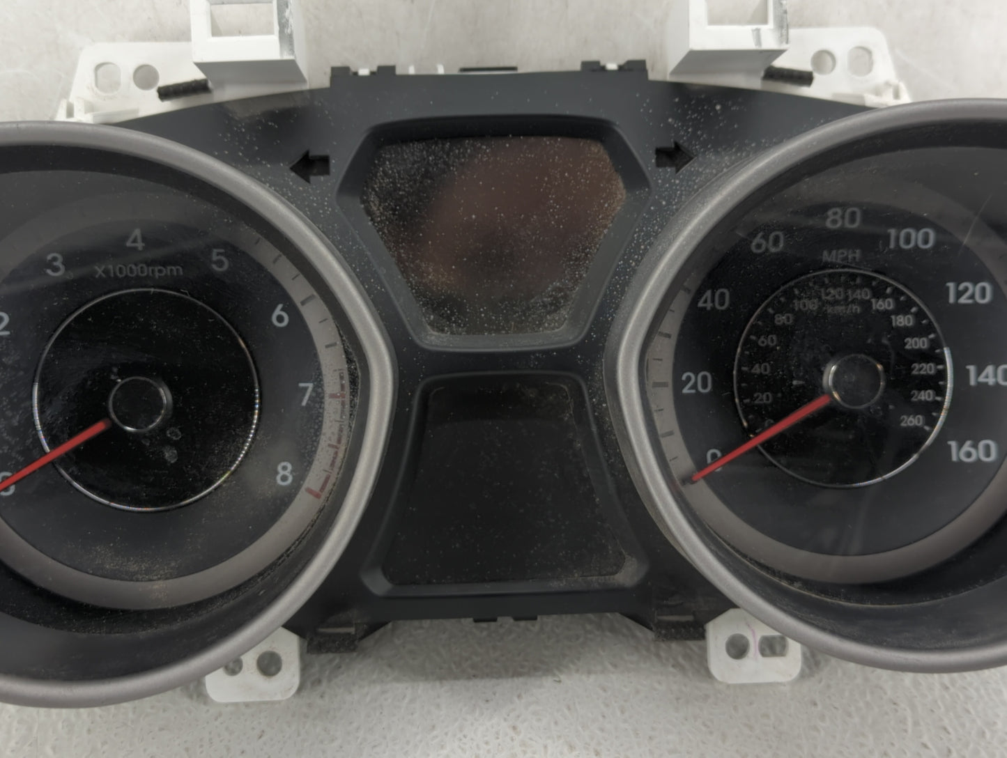 2014-2016 Hyundai Elantra Instrument Cluster Speedometer Gauges P/N:94004-3X240 Fits Fits 2014 2015 2016 OEM Used Auto Parts