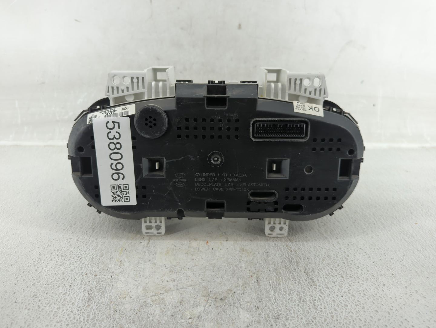 2014-2016 Hyundai Elantra Instrument Cluster Speedometer Gauges P/N:94004-3X240 Fits Fits 2014 2015 2016 OEM Used Auto Parts