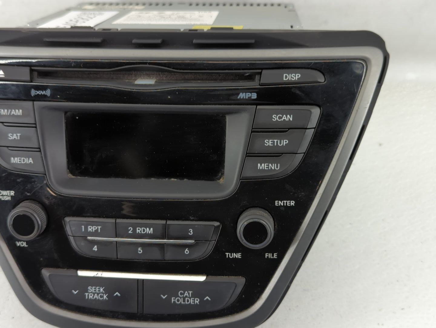 2014-2016 Hyundai Elantra Am Fm Cd Player Radio Receiver - Oemusedautoparts1.com