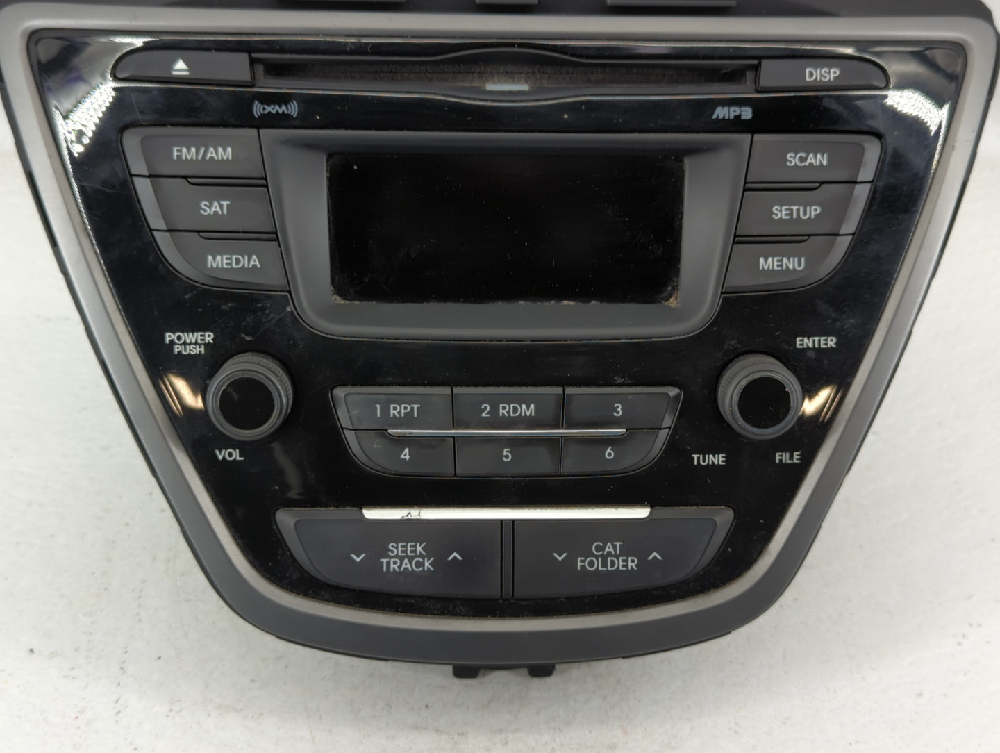2014-2016 Hyundai Elantra Am Fm Cd Player Radio Receiver - Oemusedautoparts1.com