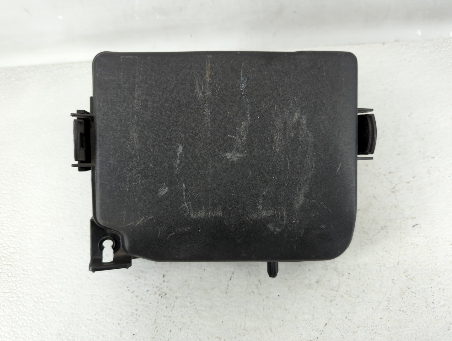 2014-2016 Hyundai Elantra Fusebox Fuse Box Panel Relay Module P/N:91951-3X710 Fits Fits 2014 2015 2016 OEM Used Auto Parts -