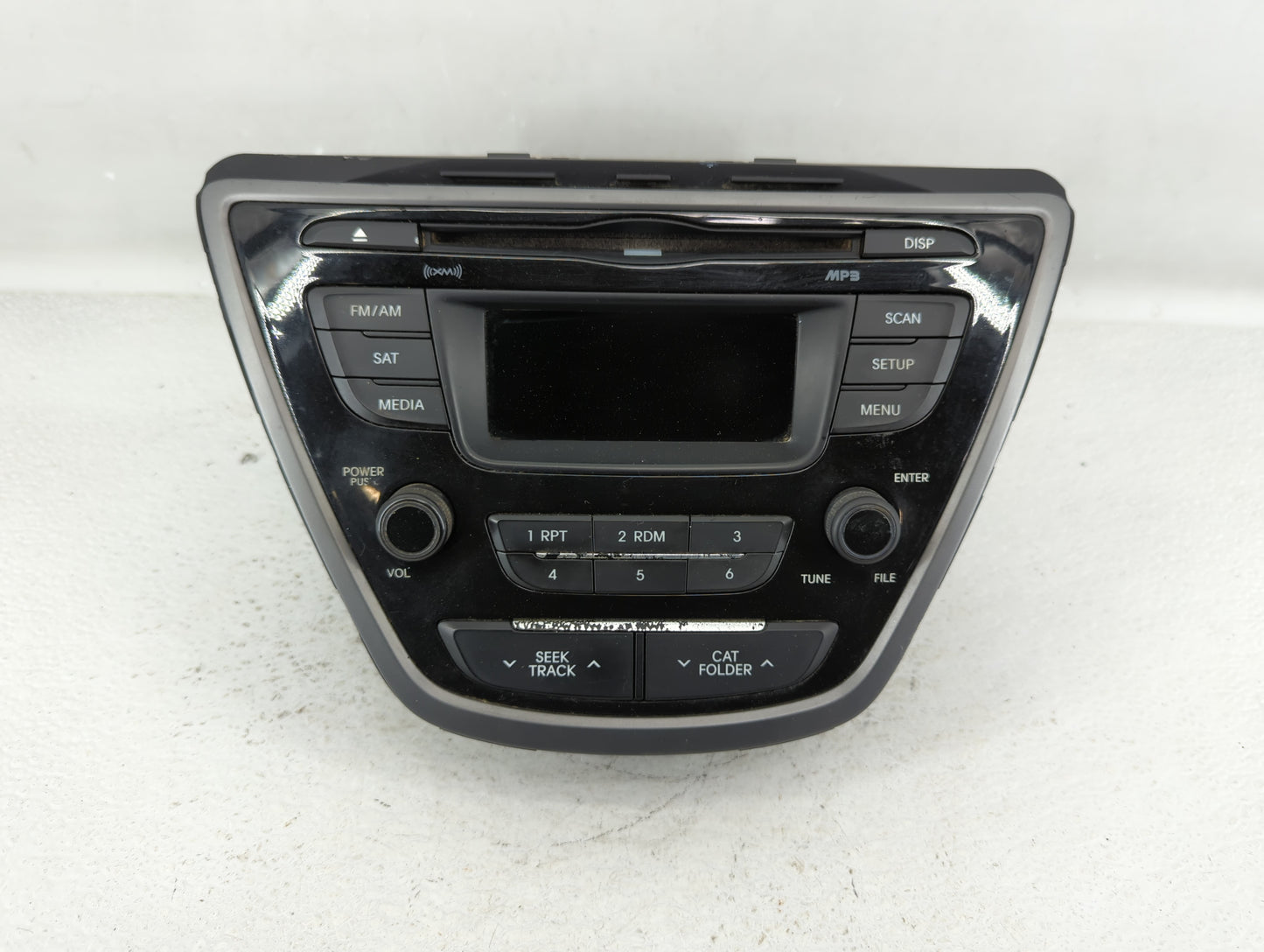 2014-2016 Hyundai Elantra Am Fm Cd Player Radio Receiver - Oemusedautoparts1.com