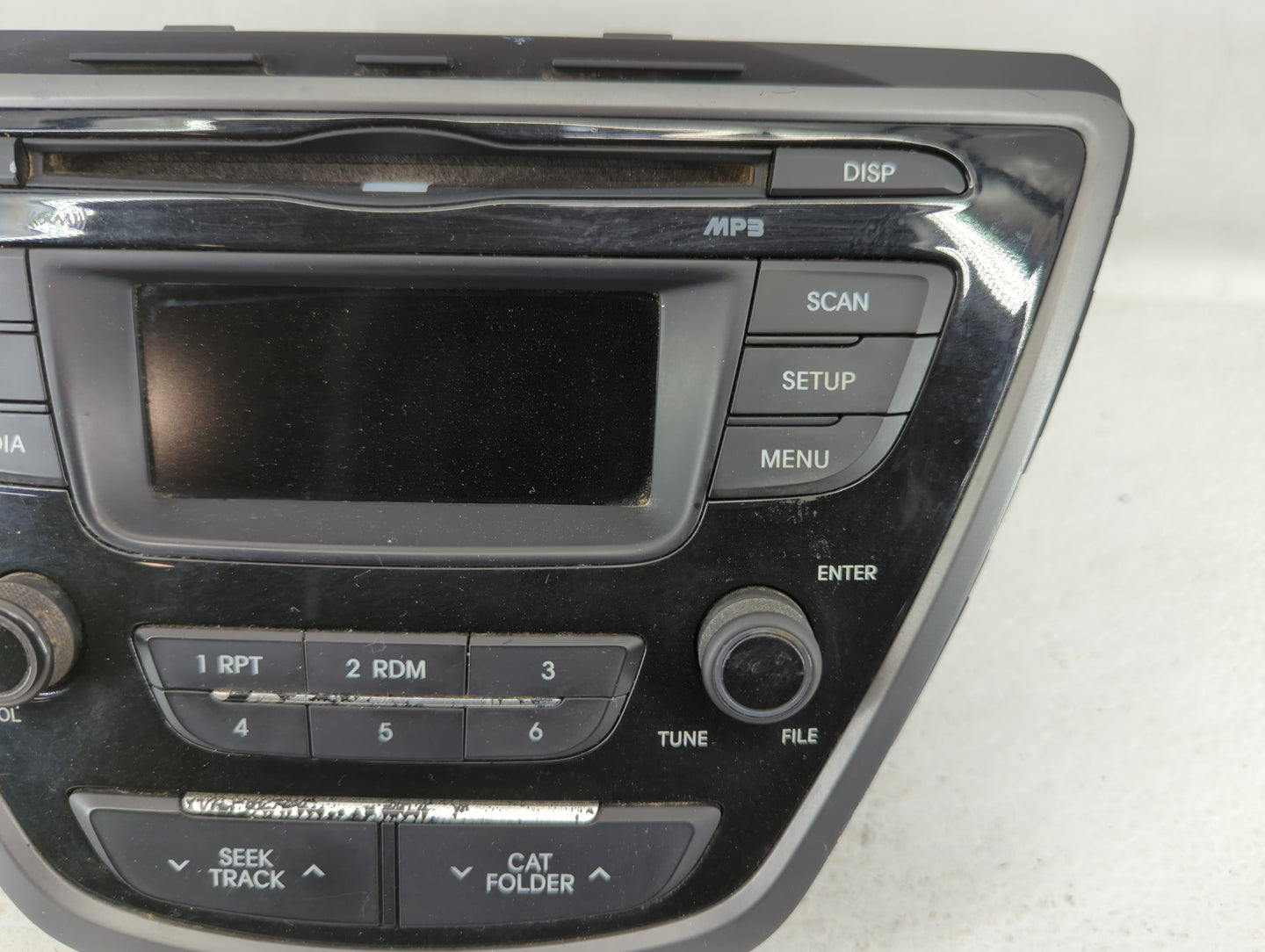 2014-2016 Hyundai Elantra Am Fm Cd Player Radio Receiver - Oemusedautoparts1.com