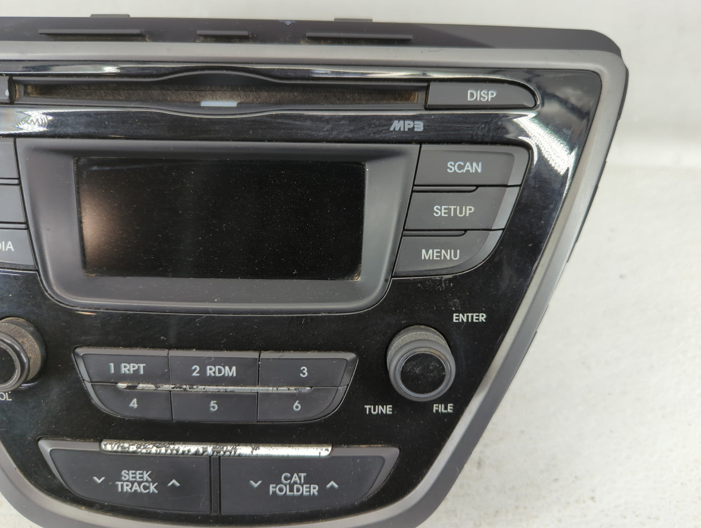 2014-2016 Hyundai Elantra Am Fm Cd Player Radio Receiver - Oemusedautoparts1.com