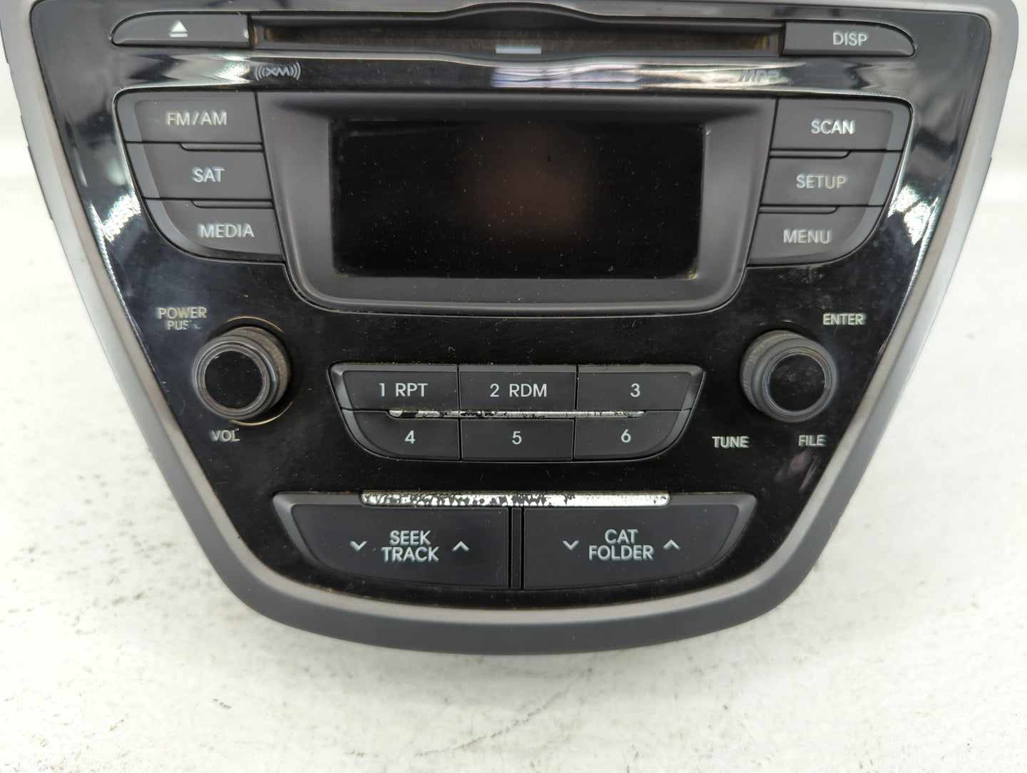 2014-2016 Hyundai Elantra Am Fm Cd Player Radio Receiver - Oemusedautoparts1.com
