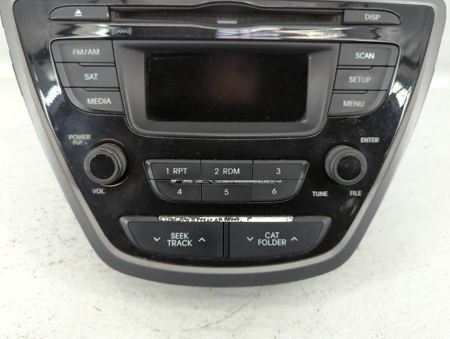 2014-2016 Hyundai Elantra Am Fm Cd Player Radio Receiver - Oemusedautoparts1.com