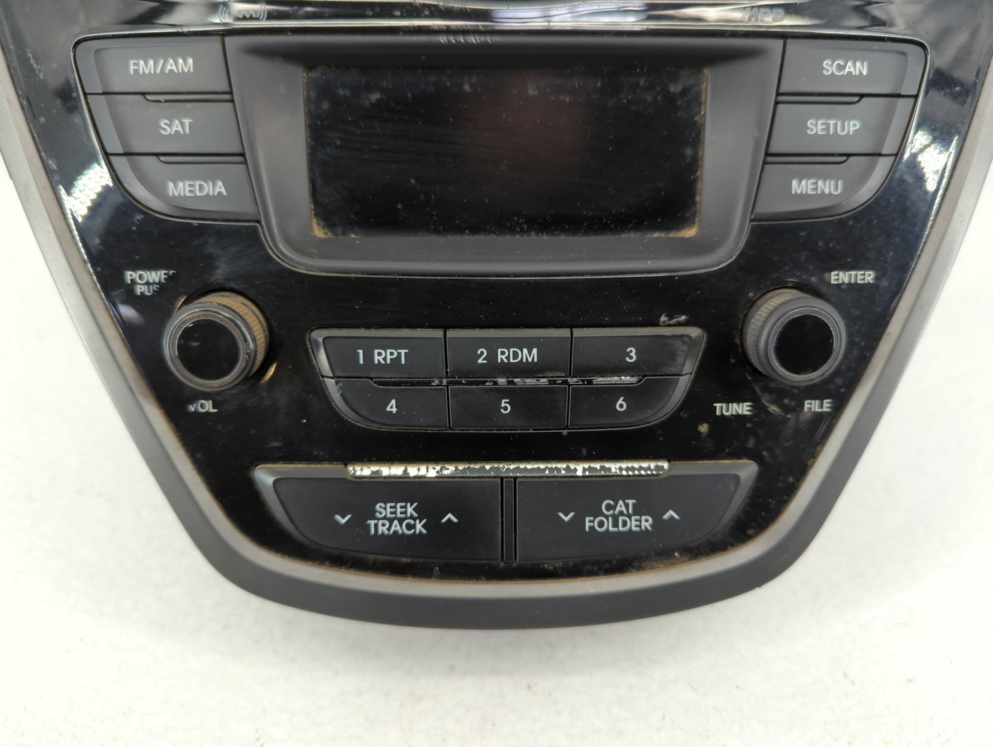 2014-2016 Hyundai Elantra Am Fm Cd Player Radio Receiver - Oemusedautoparts1.com