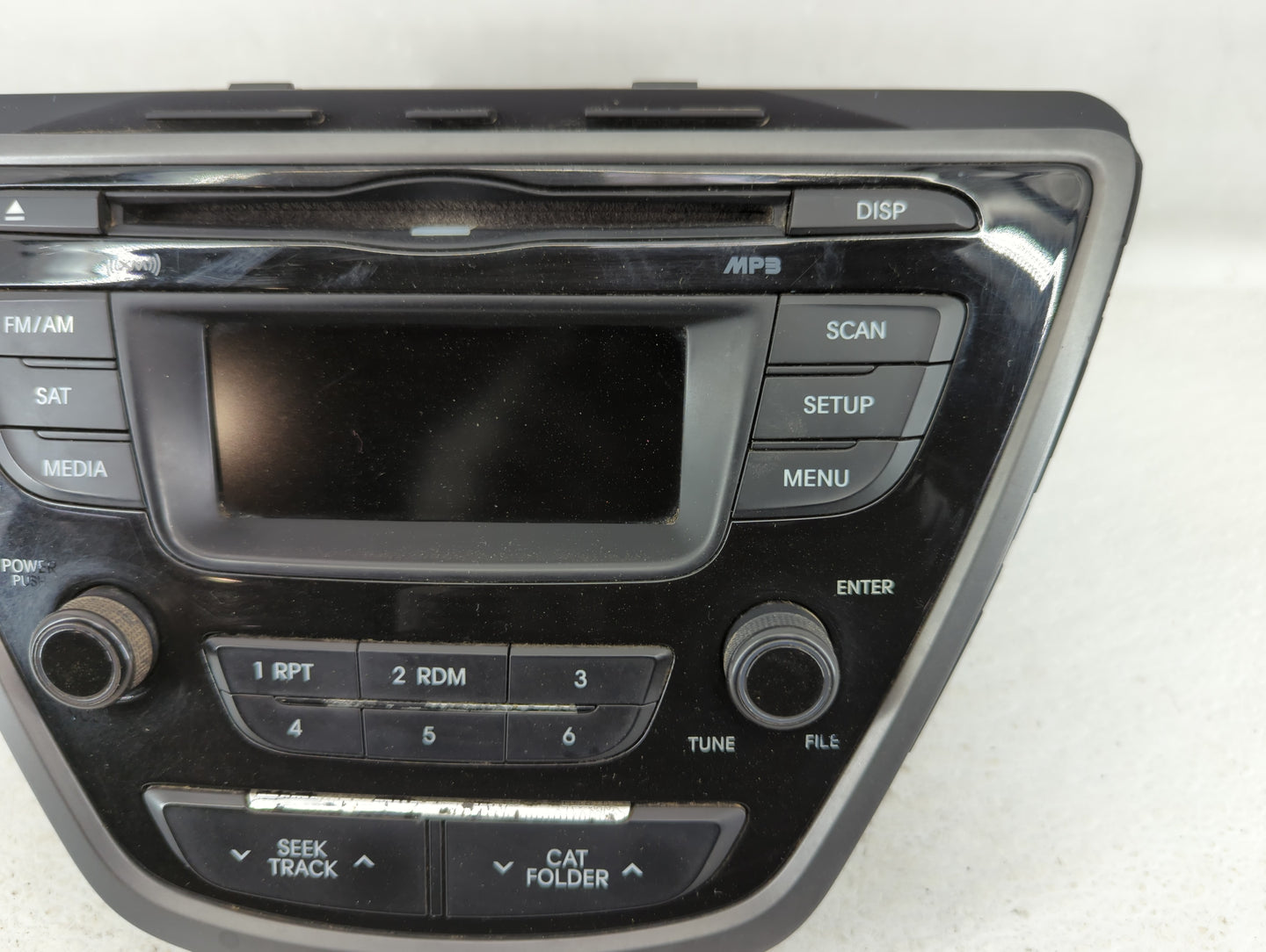 2014-2016 Hyundai Elantra Am Fm Cd Player Radio Receiver - Oemusedautoparts1.com