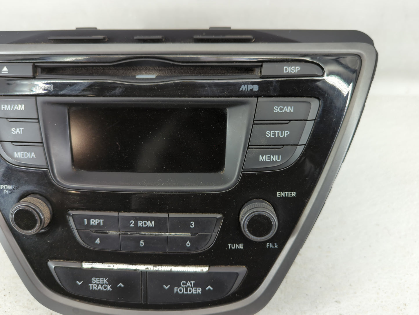 2014-2016 Hyundai Elantra Am Fm Cd Player Radio Receiver - Oemusedautoparts1.com