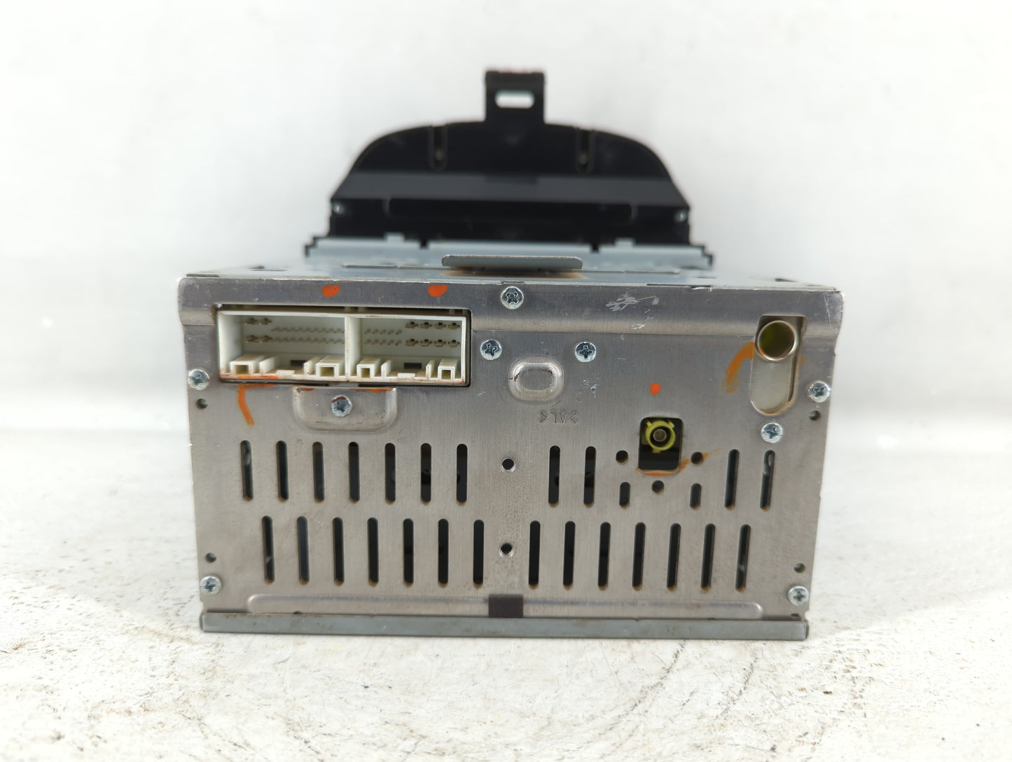 2014-2016 Hyundai Elantra Am Fm Cd Player Radio Receiver - Oemusedautoparts1.com