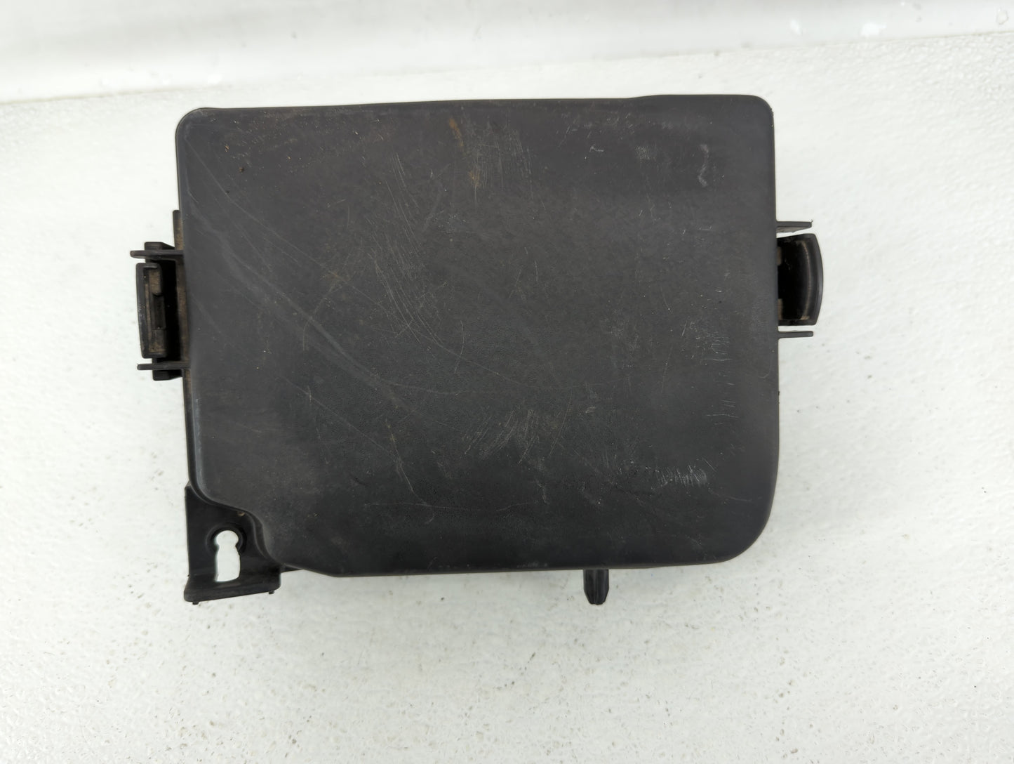 2014-2016 Hyundai Elantra Fusebox Fuse Box Panel Relay Module P/N:91265 3X060 Fits Fits 2014 2015 2016 OEM Used Auto Parts -