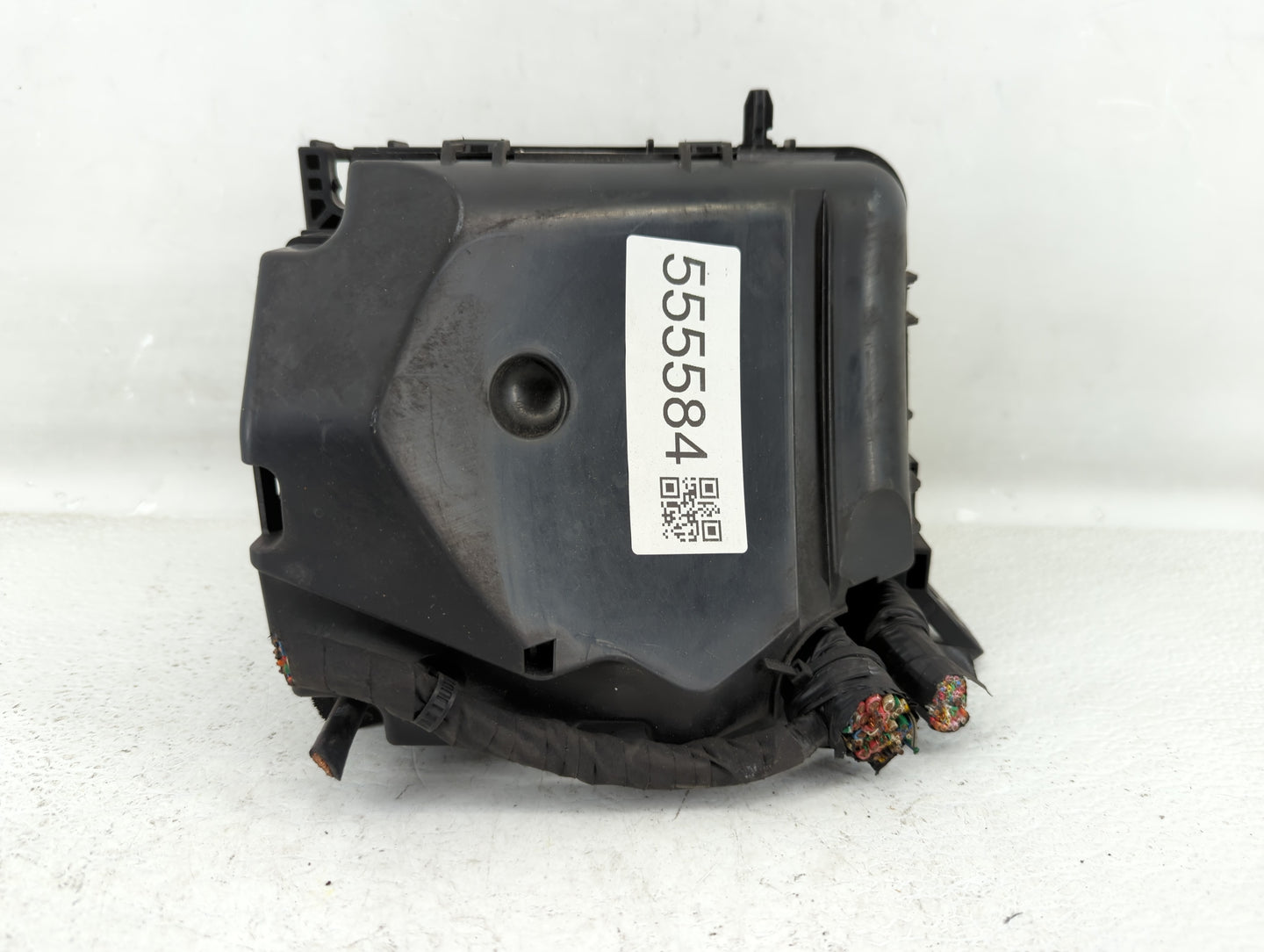 2014-2016 Hyundai Elantra Fusebox Fuse Box Panel Relay Module P/N:91265 3X060 Fits Fits 2014 2015 2016 OEM Used Auto Parts -