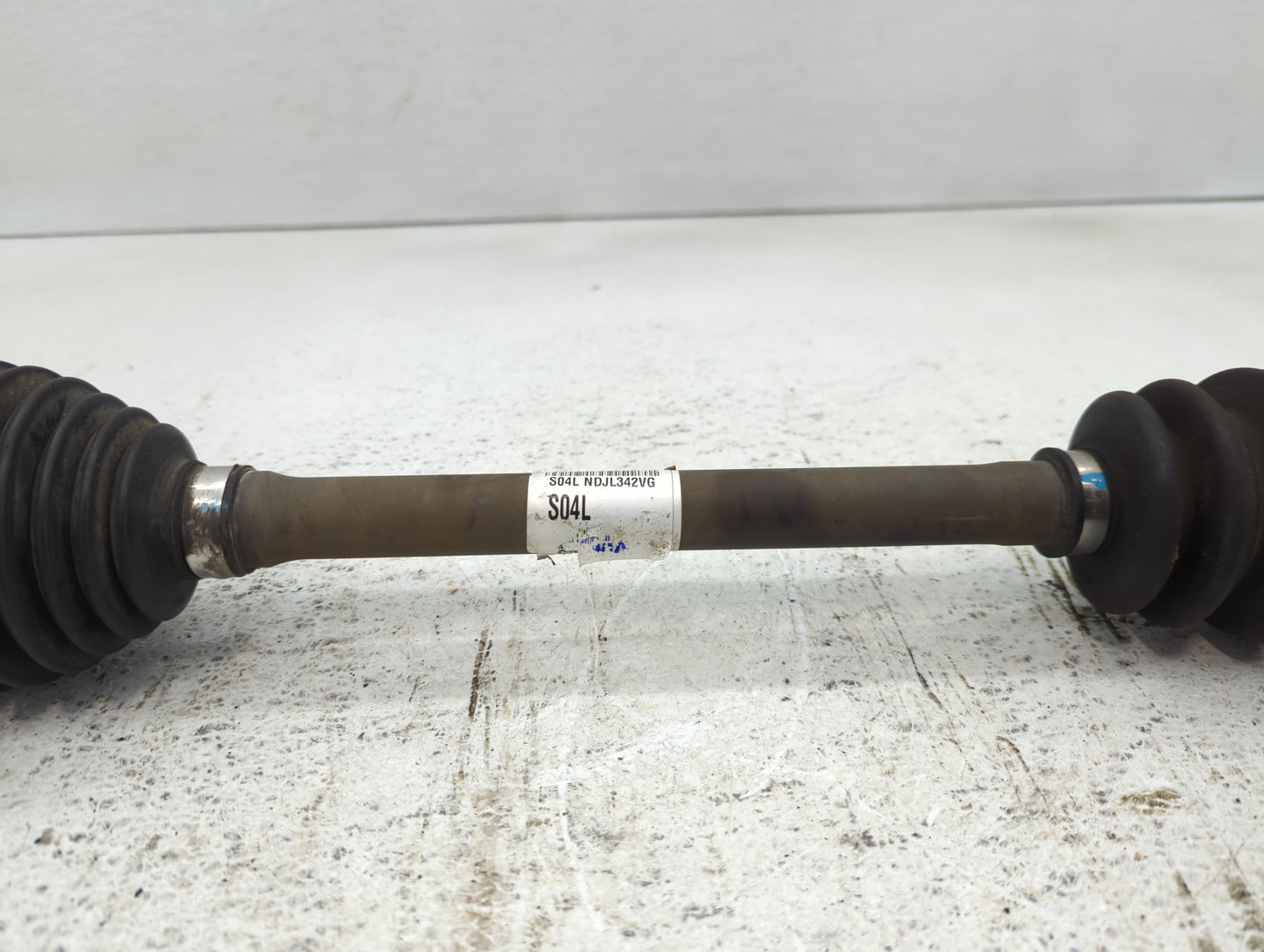 2011-2016 Hyundai Elantra Axle Shaft Front Driver Cv C/v - Oemusedautoparts1.com