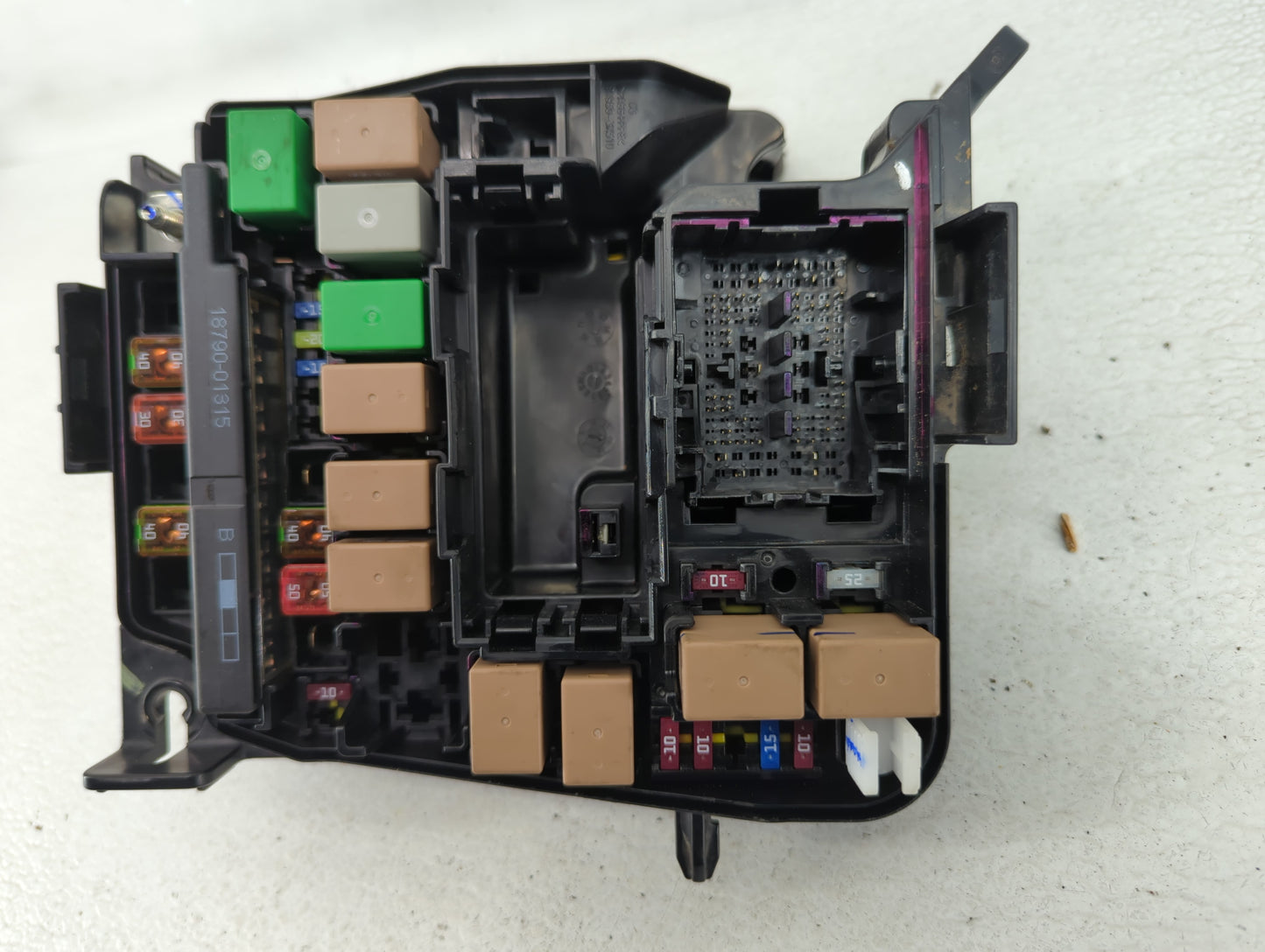 2014-2016 Hyundai Elantra Fusebox Fuse Box Panel Relay Module P/N:91951-3X710 Fits Fits 2014 2015 2016 OEM Used Auto Parts -