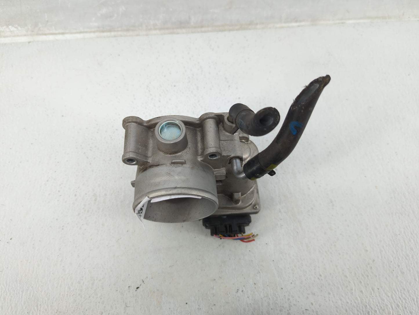 2011-2020 Hyundai Elantra Throttle Body P/N:35100-2E000 Fits Fits 2011 2012 2013 2014 2015 2016 2017 2018 2019 2020 2021 OEM
