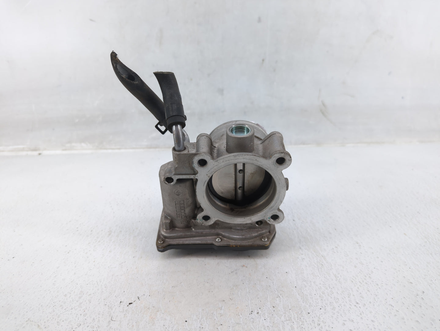 2011-2020 Hyundai Elantra Throttle Body P/N:35100-2E000 Fits Fits 2011 2012 2013 2014 2015 2016 2017 2018 2019 2020 2021 OEM