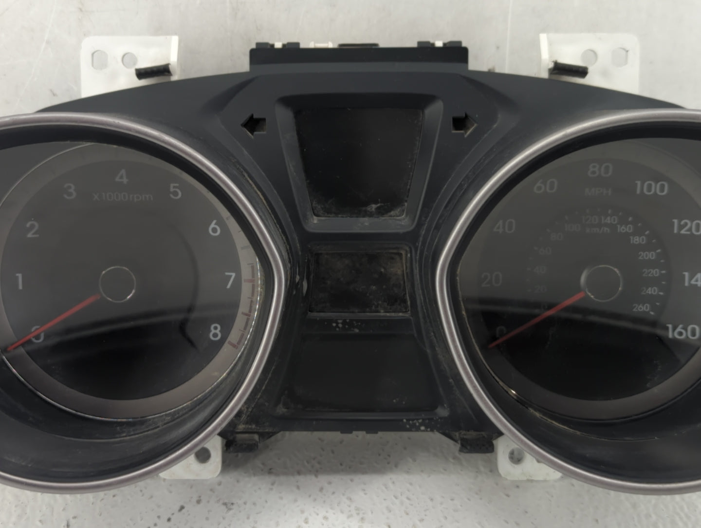 2013-2015 Hyundai Elantra Instrument Cluster Speedometer Gauges P/N:94053-A5530 Fits Fits 2013 2014 2015 OEM Used Auto Parts