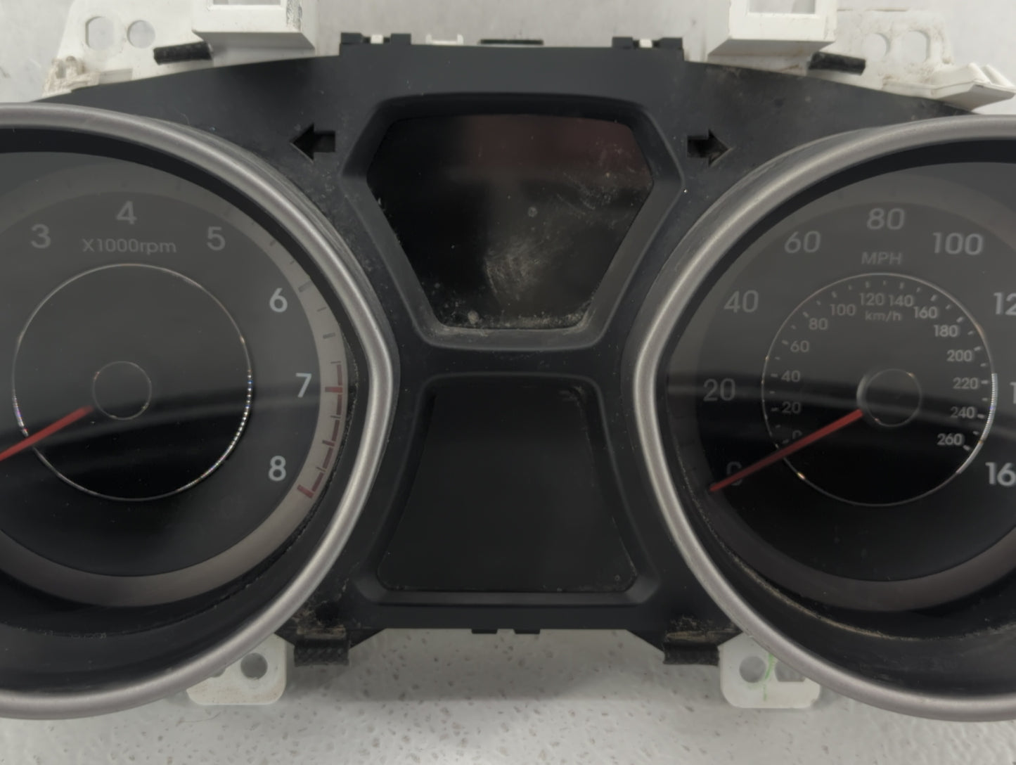 2014-2016 Hyundai Elantra Instrument Cluster Speedometer Gauges P/N:94004-3X240 Fits Fits 2014 2015 2016 OEM Used Auto Parts