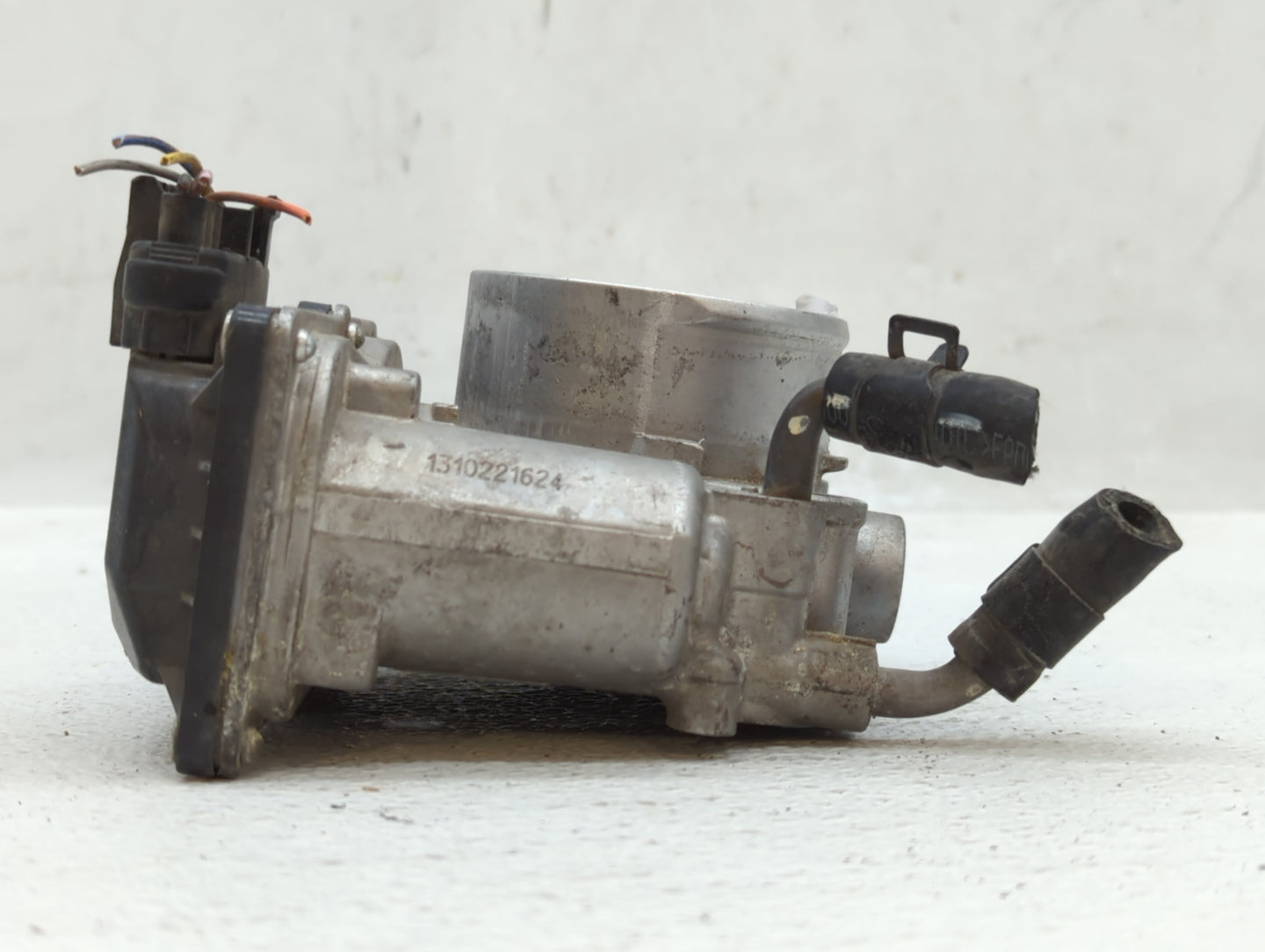 2011-2020 Hyundai Elantra Throttle Body P/N:35100-2E000 Fits Fits 2011 2012 2013 2014 2015 2016 2017 2018 2019 2020 2021 OEM