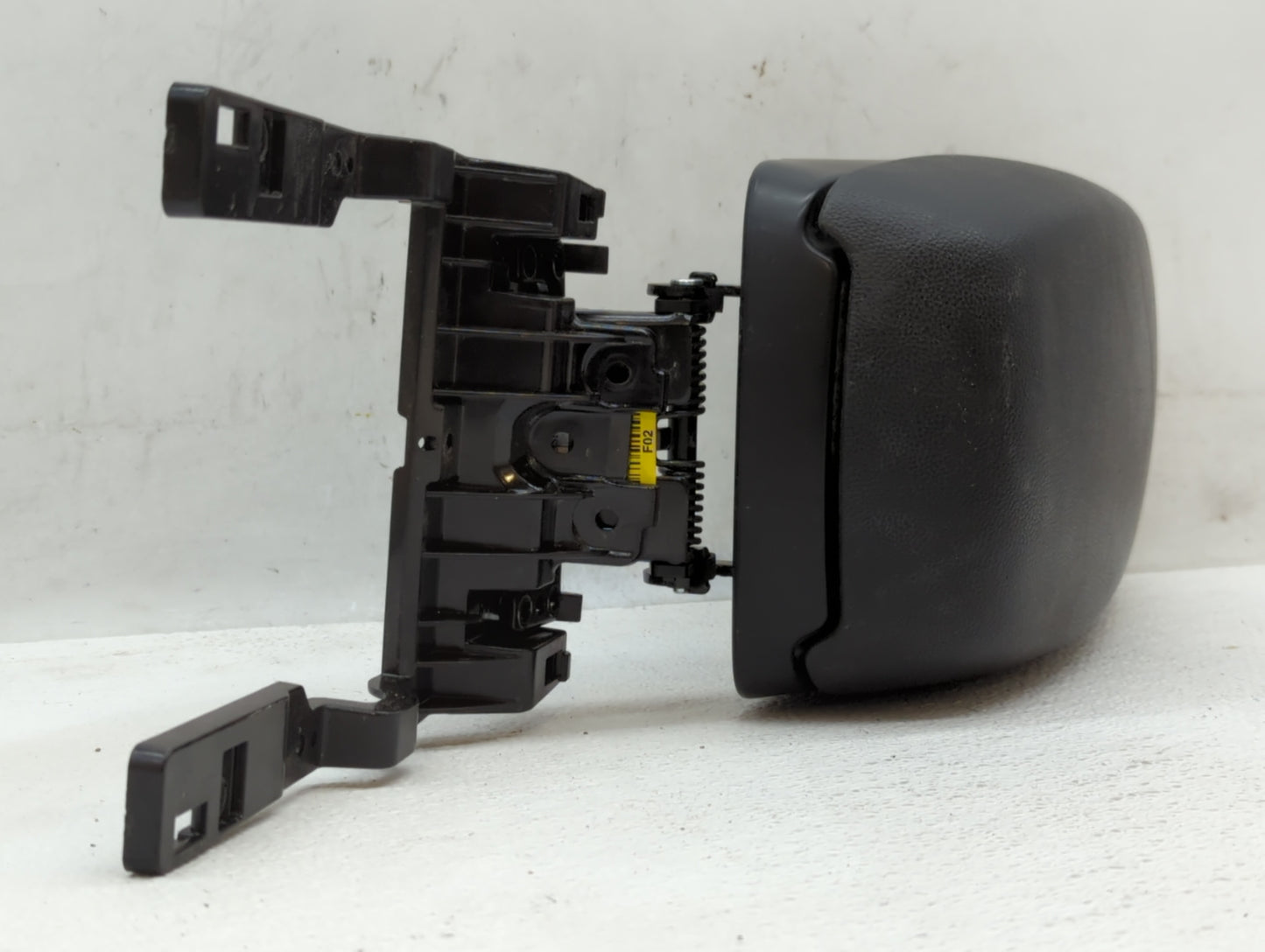 2014 Hyundai Elantra Center Console Armrest Cover Lid - Oemusedautoparts1.com