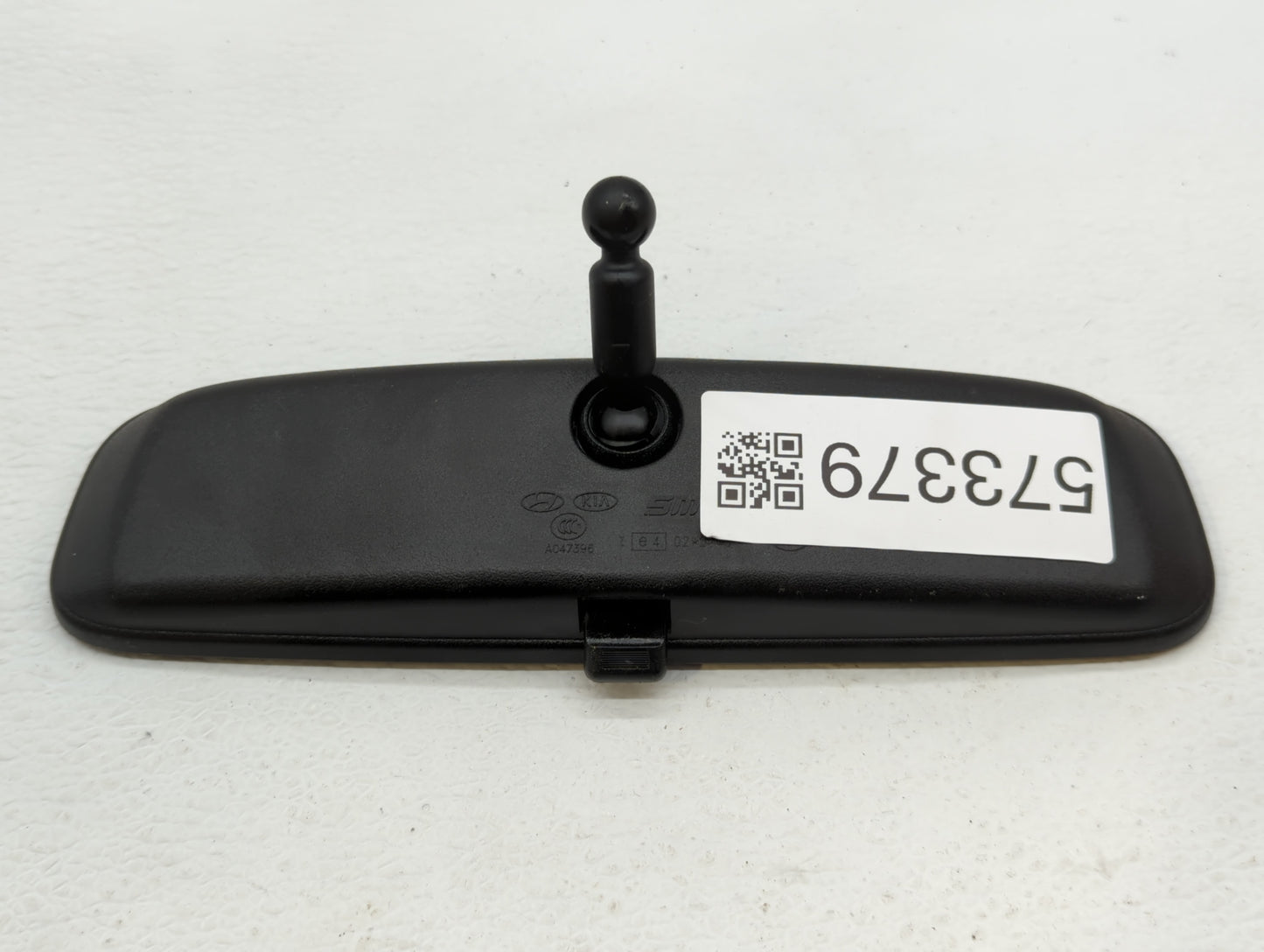 2013-2020 Hyundai Elantra Interior Rear View Mirror Replacement OEM P/N:E4012143 Fits OEM Used Auto Parts - Oemusedautoparts