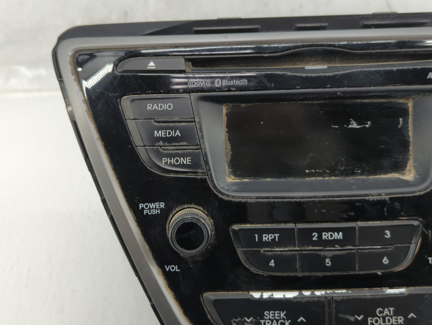 2014-2015 Hyundai Elantra Am Fm Cd Player Radio Receiver - Oemusedautoparts1.com