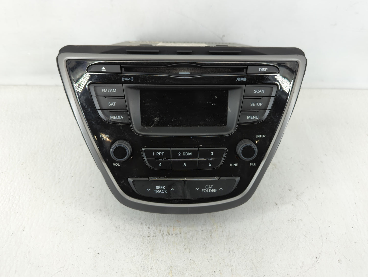 2014-2016 Hyundai Elantra Am Fm Cd Player Radio Receiver - Oemusedautoparts1.com