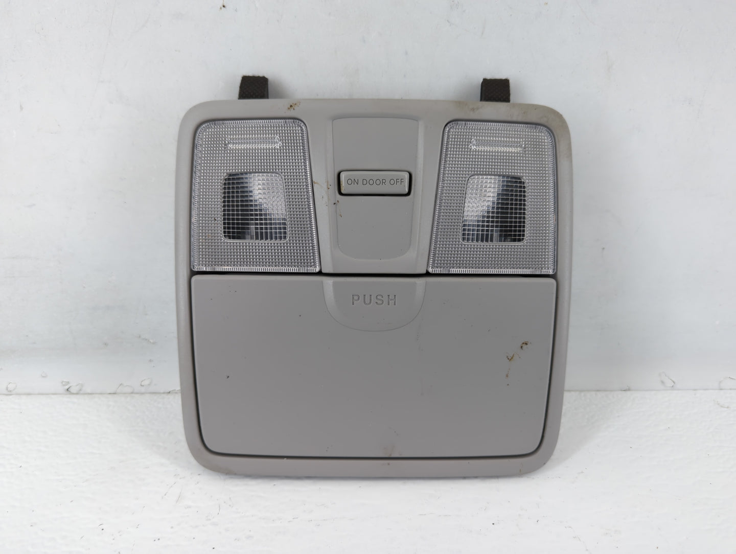 2014 Hyundai Elantra Overhead Roof Console - Oemusedautoparts1.com