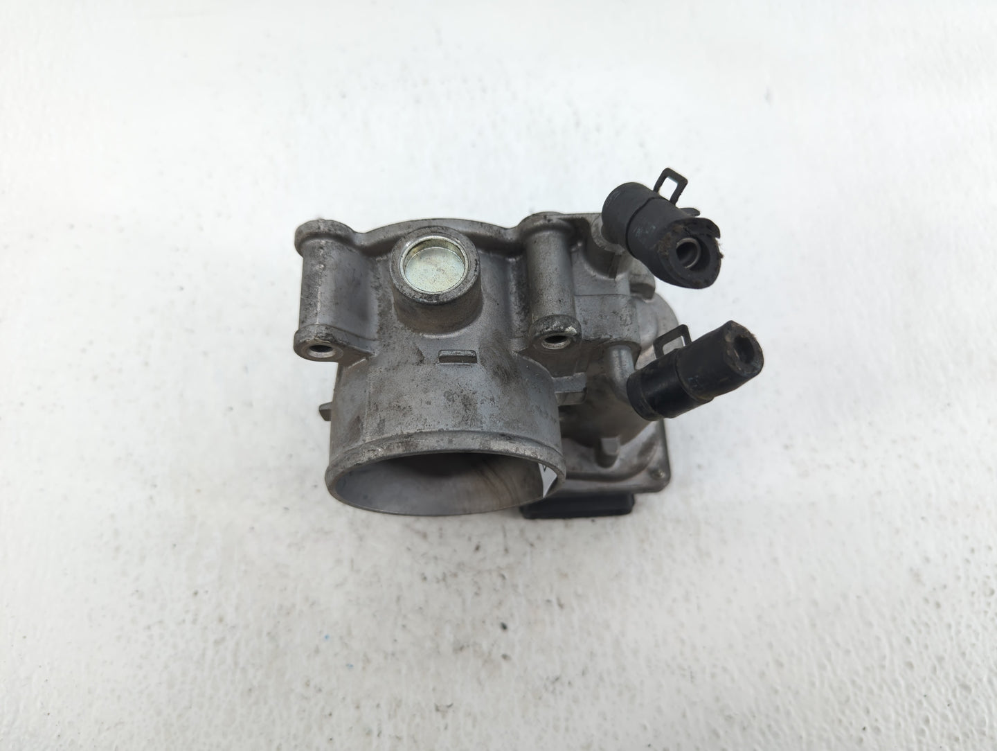 2011-2020 Hyundai Elantra Throttle Body P/N:35100-2E000 Fits Fits 2011 2012 2013 2014 2015 2016 2017 2018 2019 2020 2021 OEM