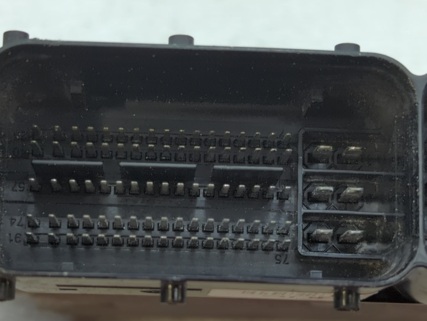 2014-2016 Hyundai Elantra PCM Engine Control Computer ECU ECM PCU OEM P/N:39102-2EML4 Fits Fits 2014 2015 2016 OEM Used Auto