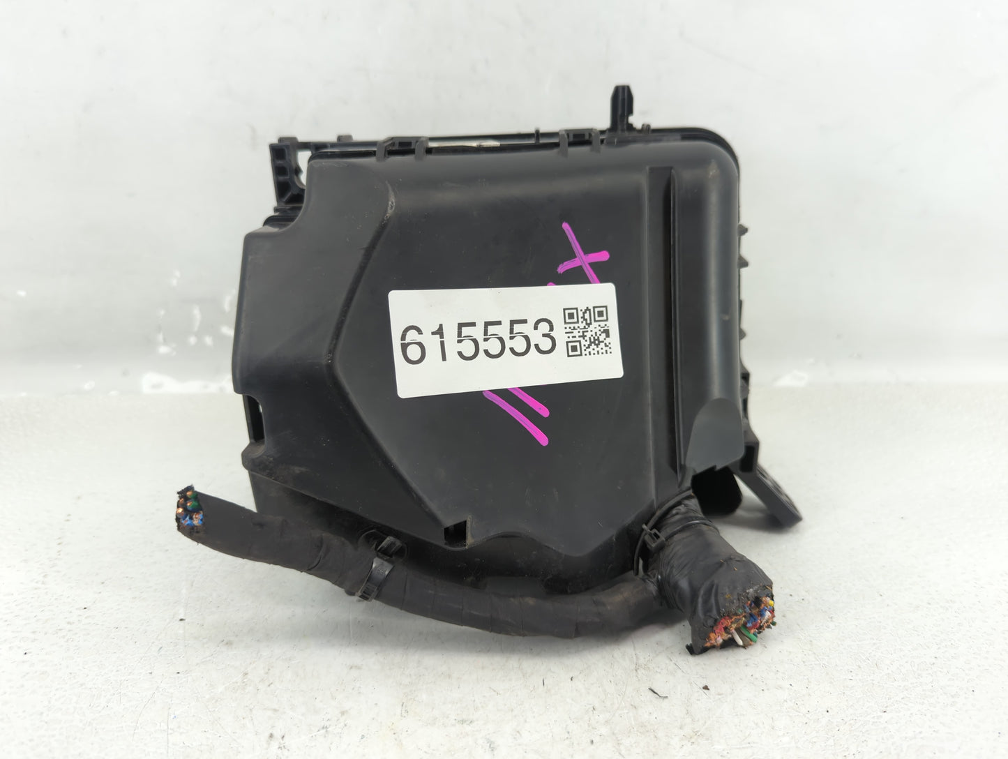 2014-2015 Hyundai Elantra Fusebox Fuse Box Panel Relay Module P/N:91238 A5995 Fits Fits 2014 2015 OEM Used Auto Parts - Oemu