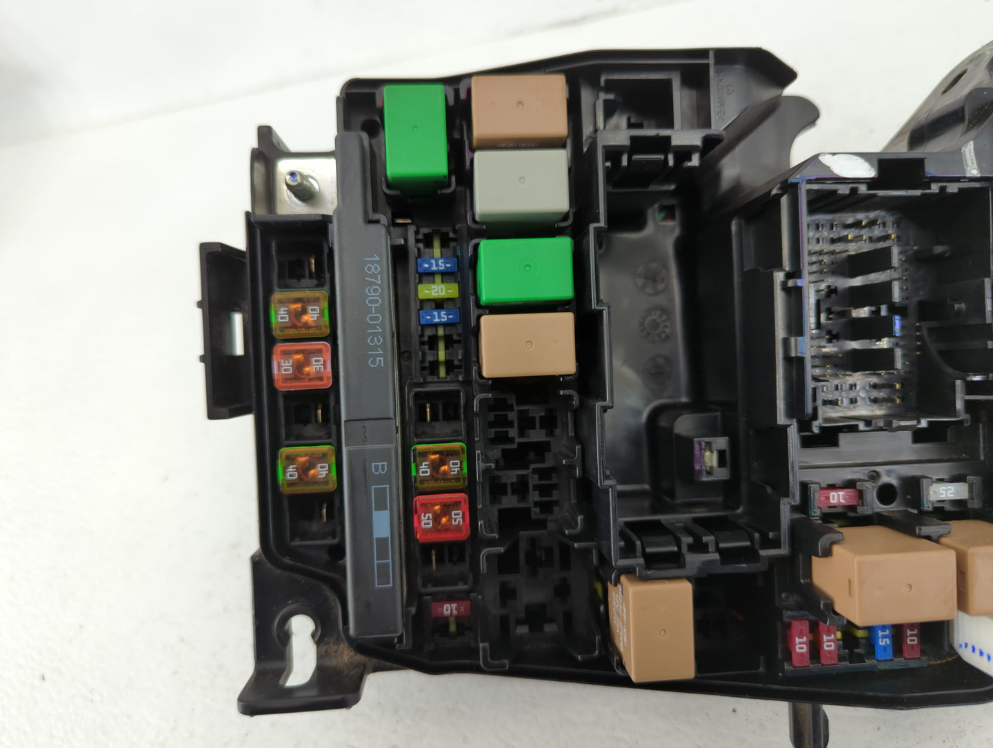 2014-2016 Hyundai Elantra Fusebox Fuse Box Panel Relay Module P/N:91951-3X710 Fits Fits 2014 2015 2016 OEM Used Auto Parts -