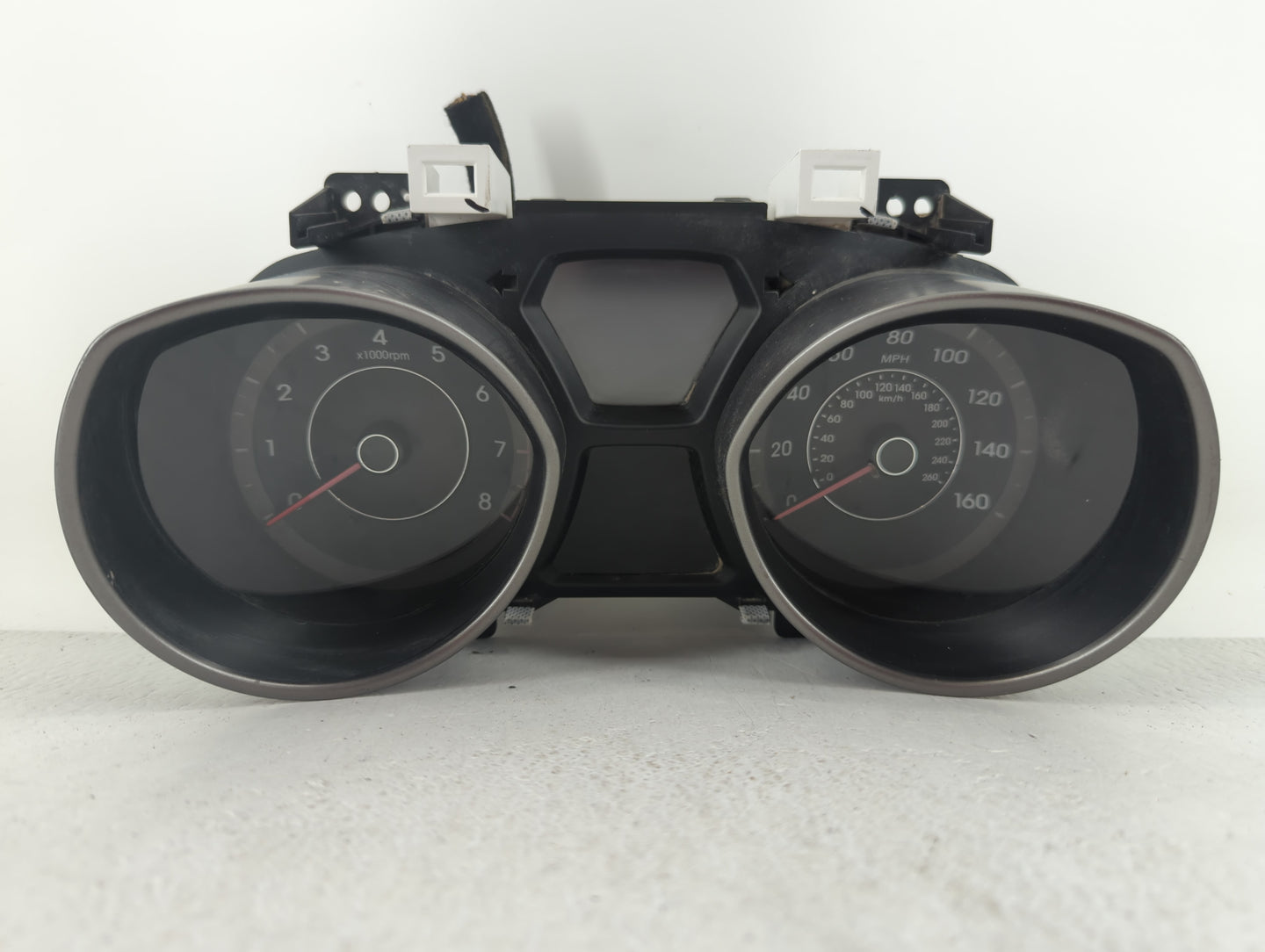 2014-2016 Hyundai Elantra Instrument Cluster Speedometer Gauges P/N:940043Y010 Fits Fits 2014 2015 2016 OEM Used Auto Parts 