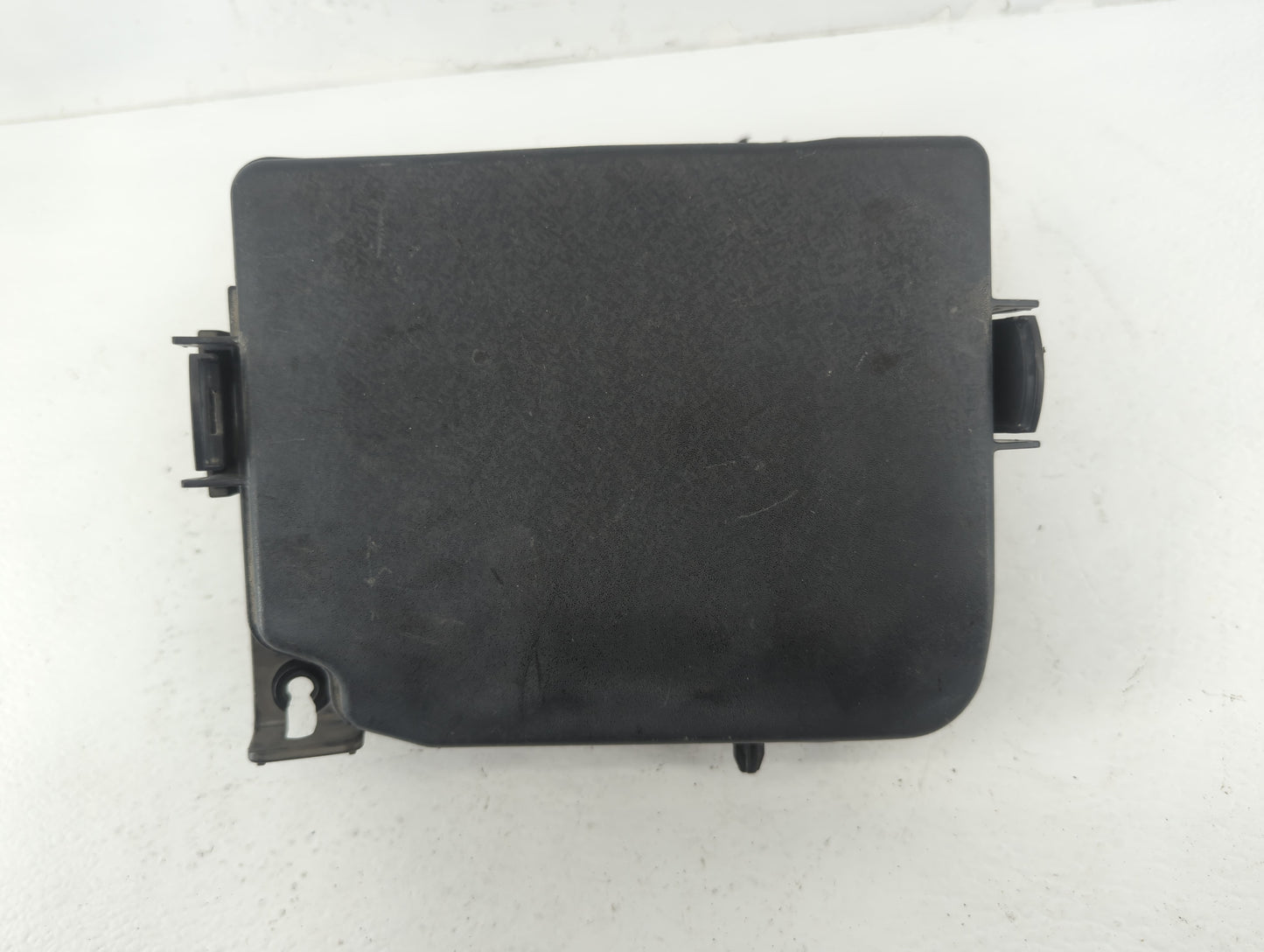 2014-2016 Hyundai Elantra Fusebox Fuse Box Panel Relay Module P/N:91266 3X010 Fits Fits 2014 2015 2016 OEM Used Auto Parts -