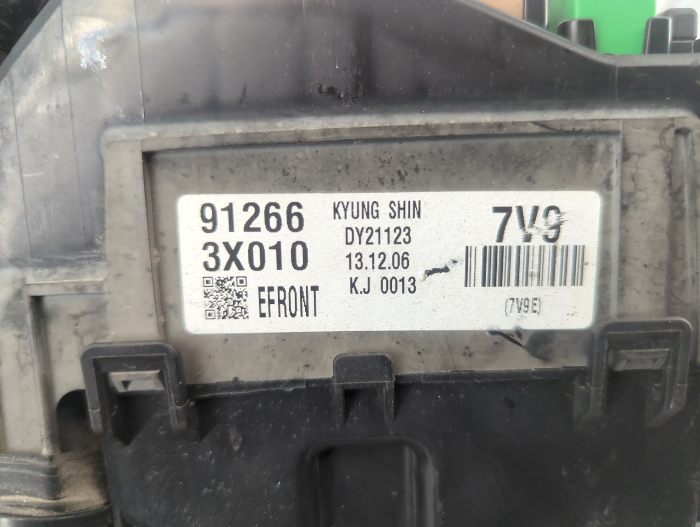 2014-2016 Hyundai Elantra Fusebox Fuse Box Panel Relay Module P/N:91266 3X010 Fits Fits 2014 2015 2016 OEM Used Auto Parts -