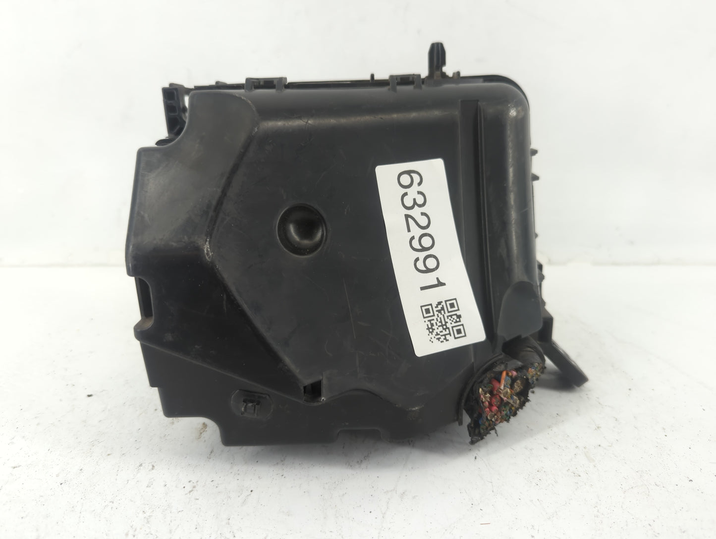 2014-2015 Hyundai Elantra Fusebox Fuse Box Panel Relay Module P/N:DX22A65 91238-A5985 Fits Fits 2014 2015 OEM Used Auto Part