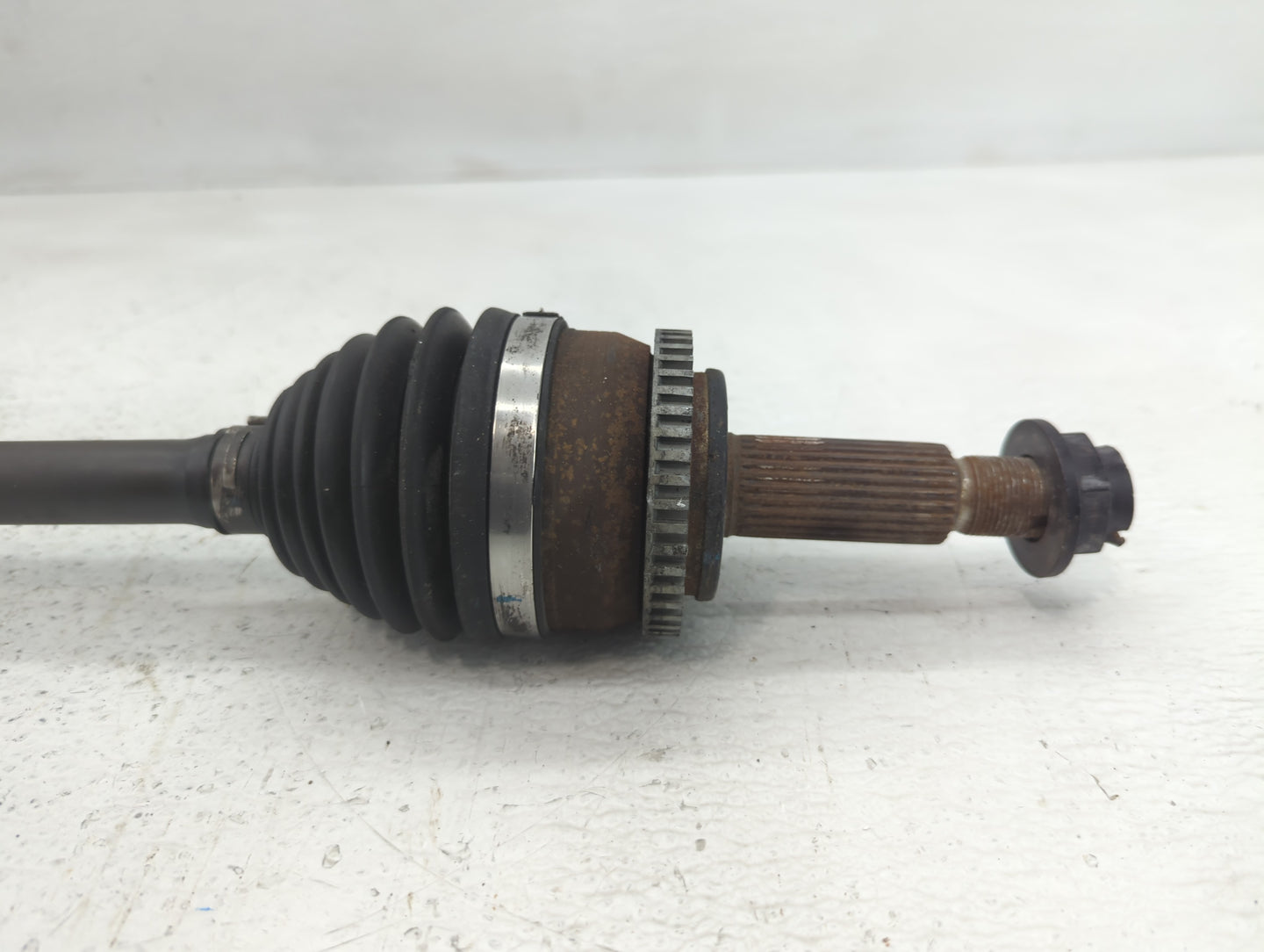 2014-2016 Hyundai Elantra Axle Shaft Front Driver Cv C/v - Oemusedautoparts1.com
