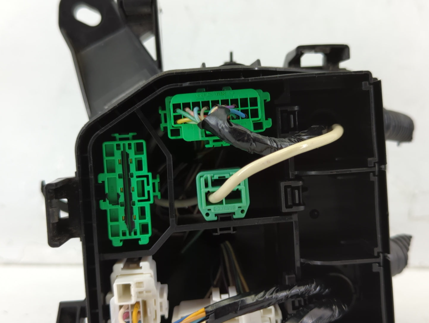 2014-2016 Hyundai Elantra Fusebox Fuse Box Panel Relay Module Fits Fits 2014 2015 2016 OEM Used Auto Parts - Oemusedautopart